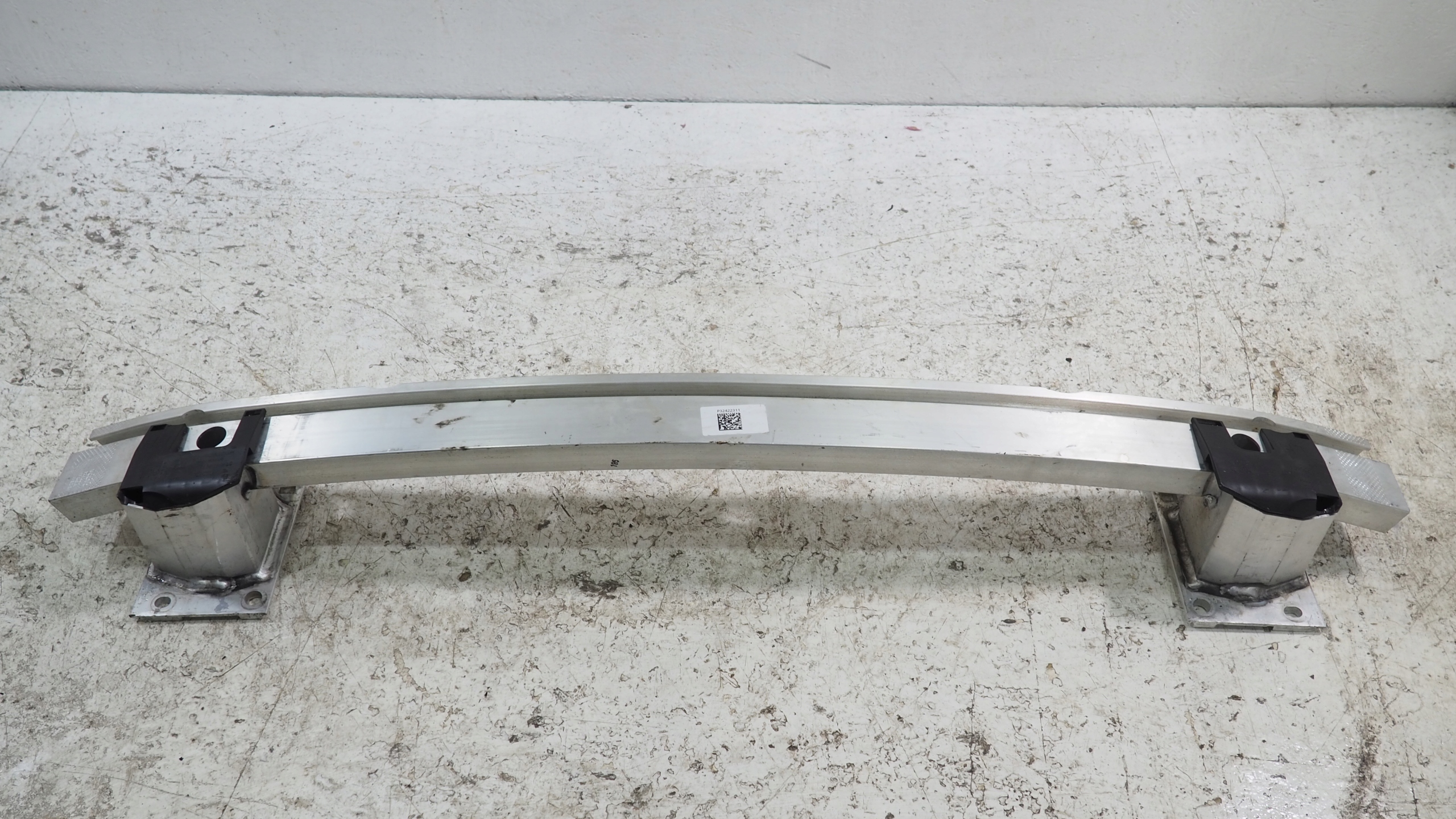 Volvo XC90 II bumper support rear part 32422311