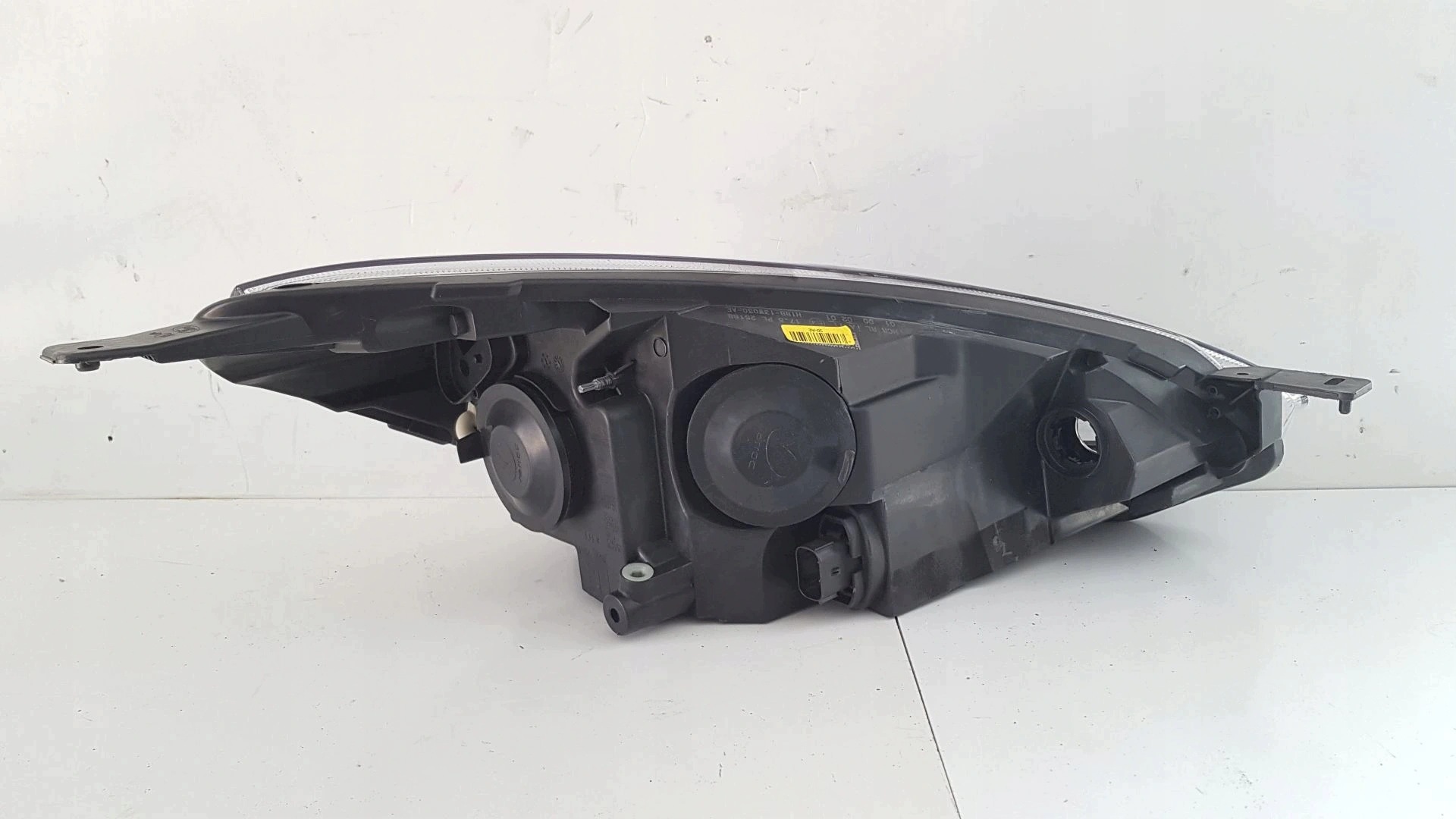 FORD FIESTA MK8 17- light REFLEKTOR front left H1BB13W029AE