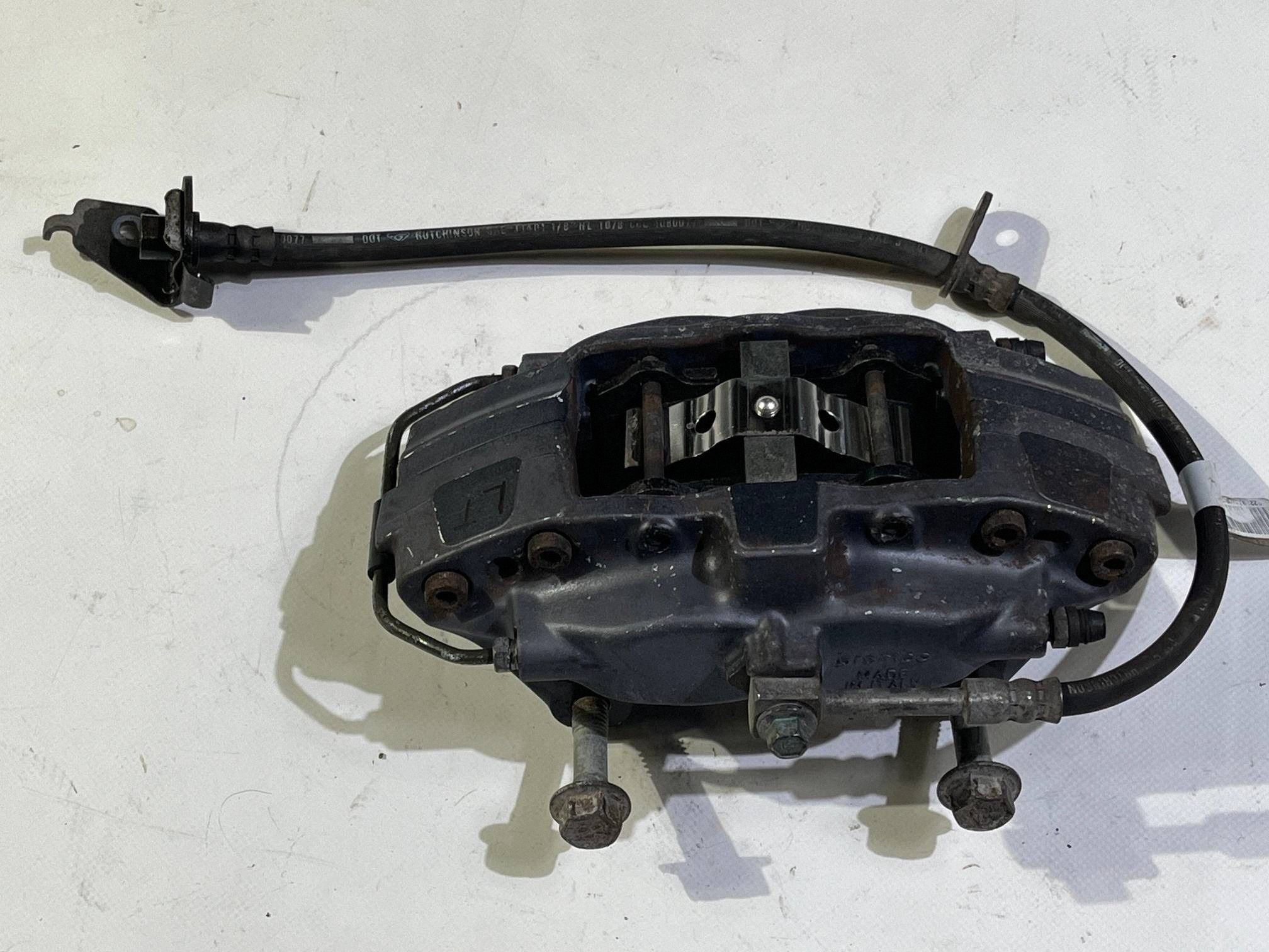 caliper brake BREMBO left rear Chevrolet Camaro SS v8 6.2 2009-2015