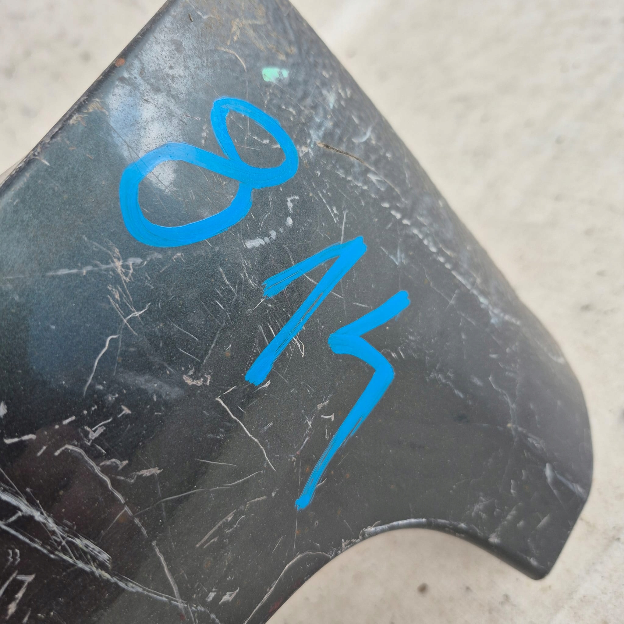 TOYOTA AURIS and 1 06-09 fender front front right