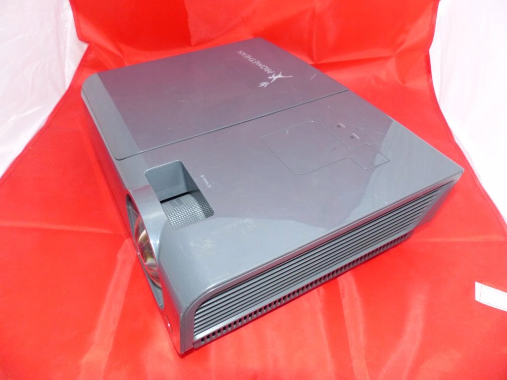 PROJEKTOR KRÓTKOOGNISKOWY HDMI FILM XBOX TANIO PS Marka Promethean