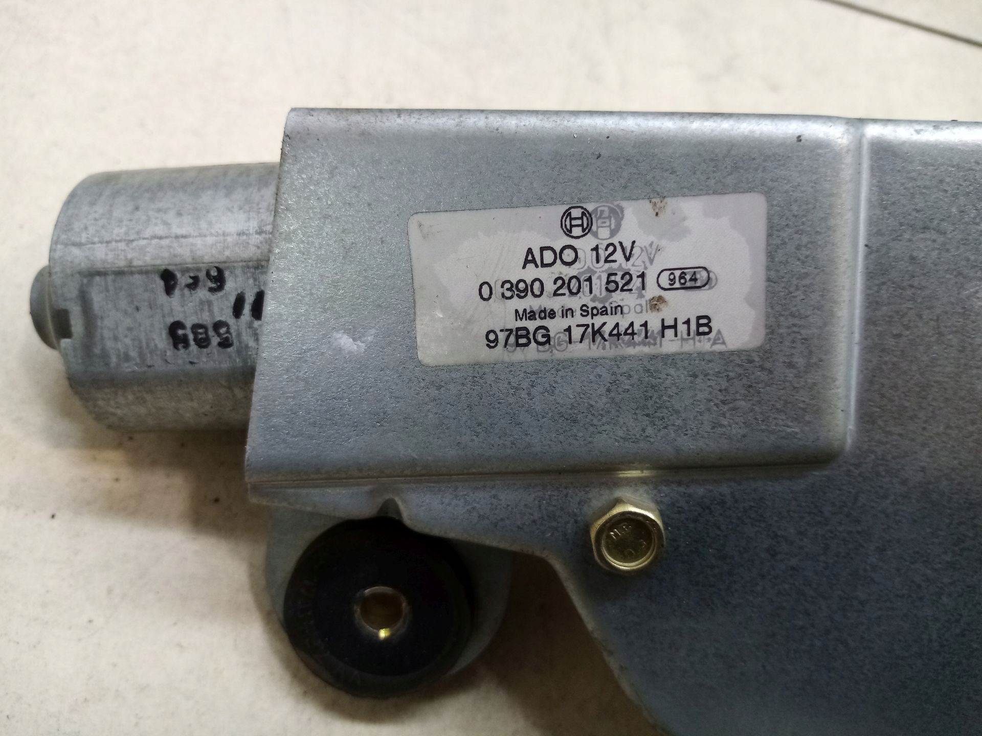 motor ablaktörlők far FORD MONDEO II 2.0