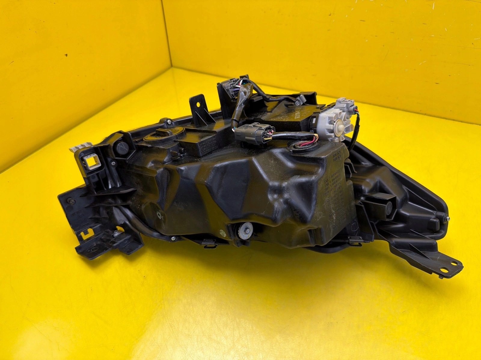 light left Mazda 2 II DL 2014- 2019 Led DB5J-51040 13 vertical