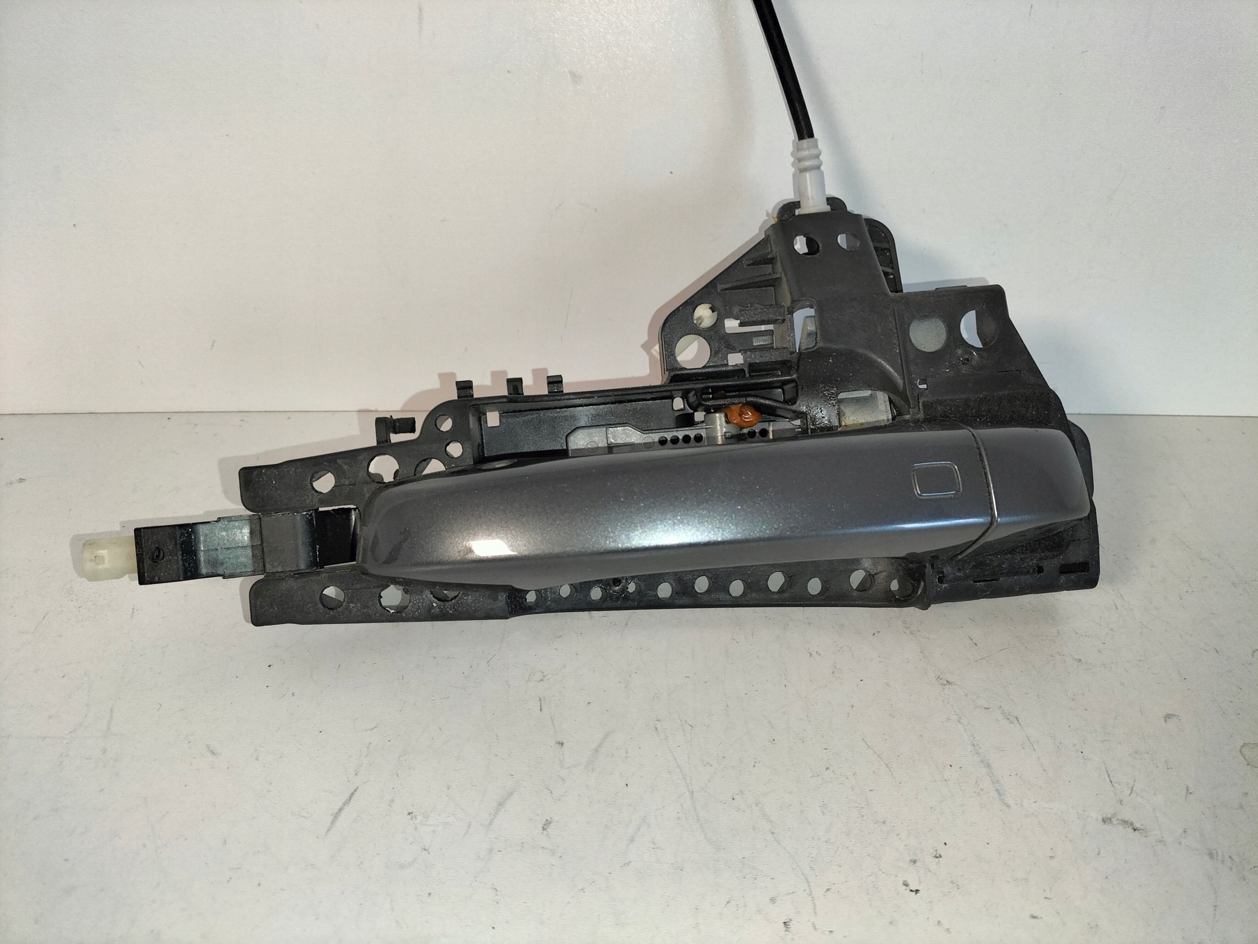 handle door przednich front right AUDI A6 C7 10