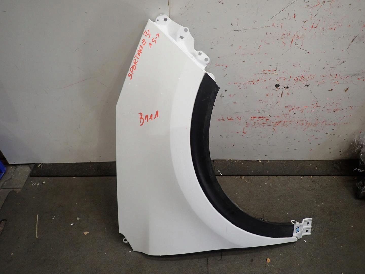 fender front front right KIA SPRTAGE IV 2015