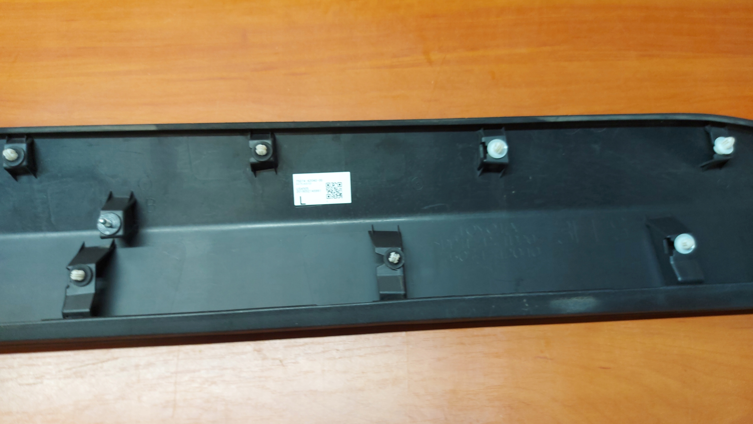moulding door left front TOYOTA RAV4 V 18