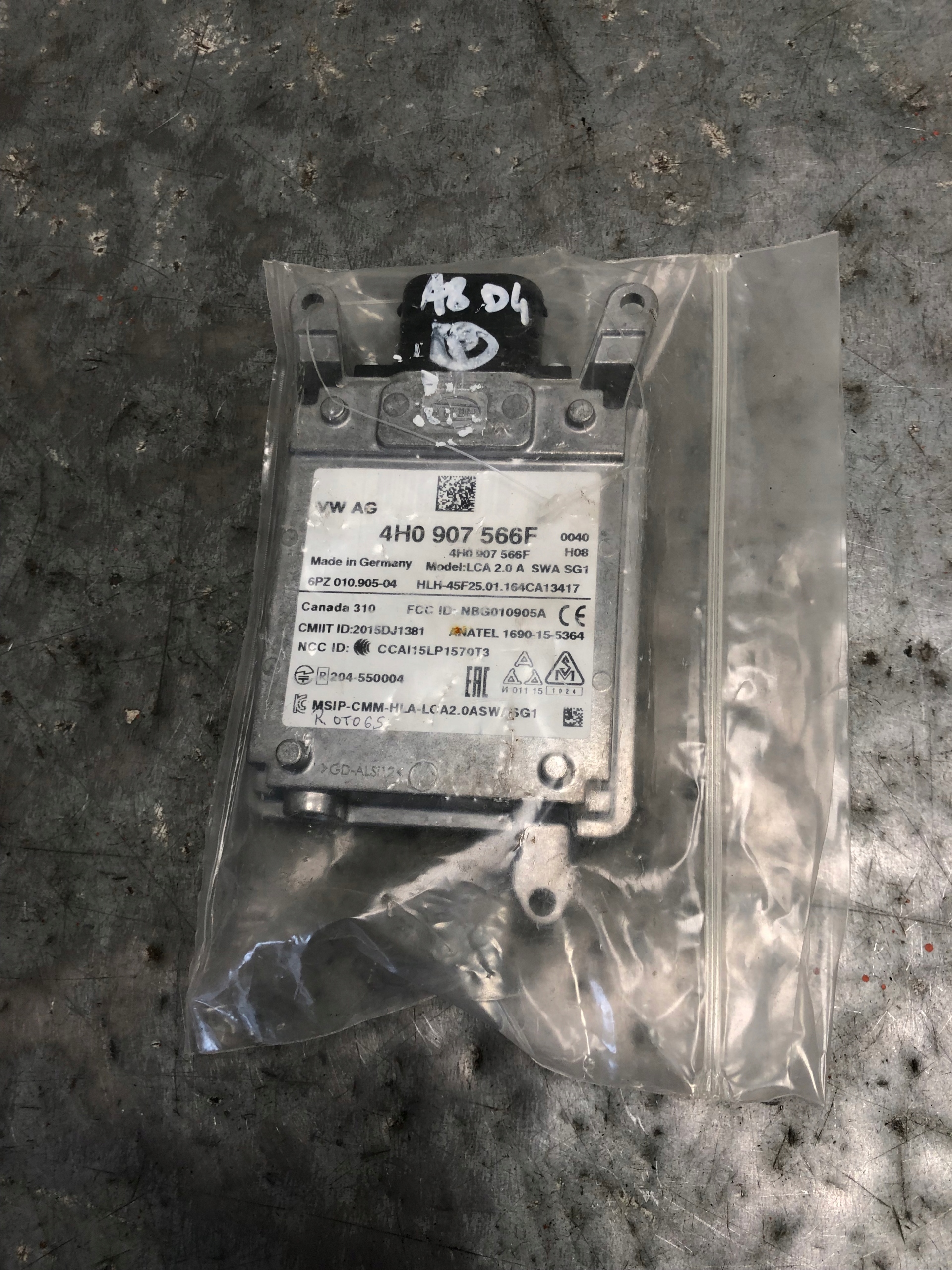 AUDI A8 D4 LIFT module RADAR sensor MARTWEGO POLA left rear part 4H0907566F