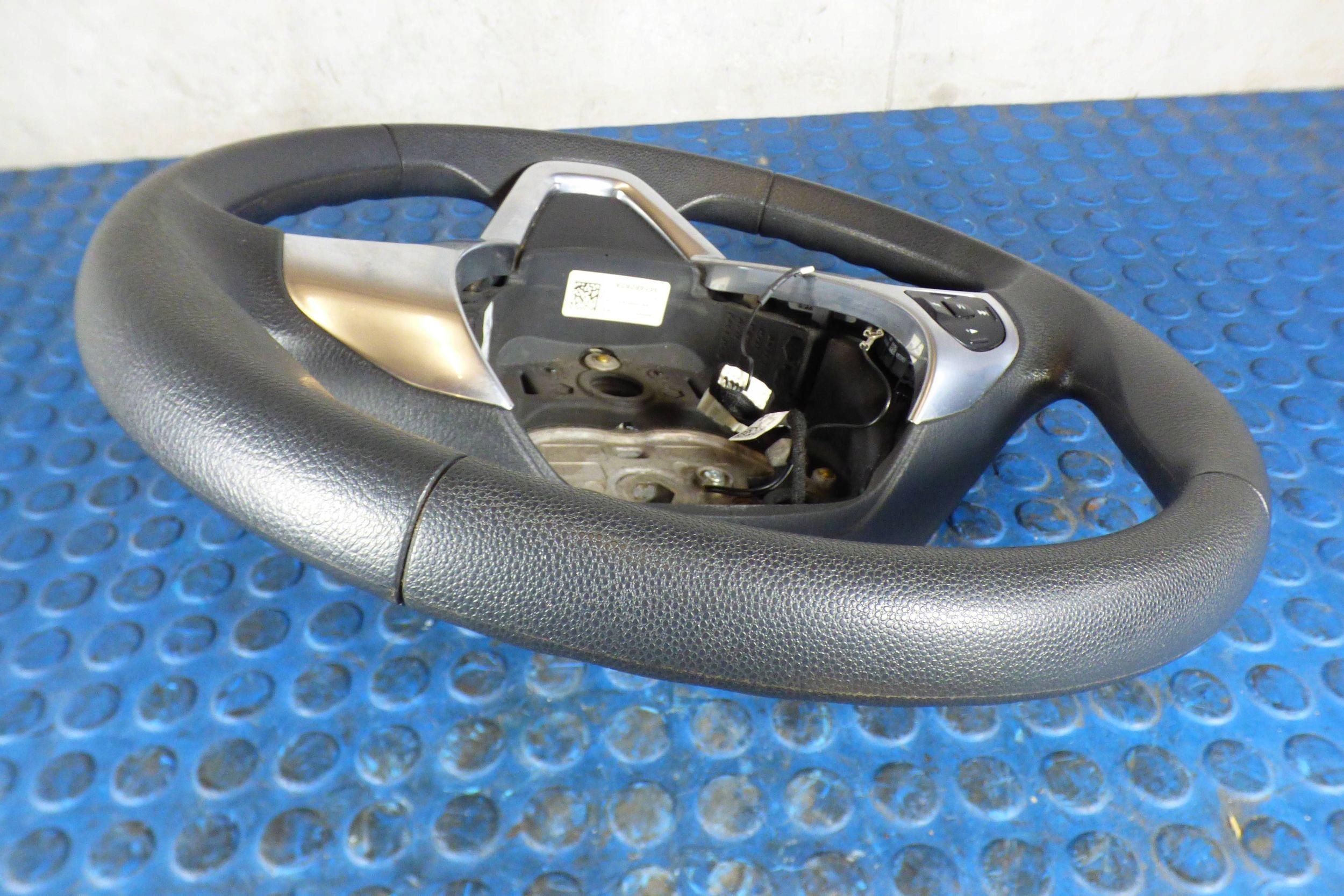 Ford Fiesta MK7 lenkrad C1BB-3600-AA