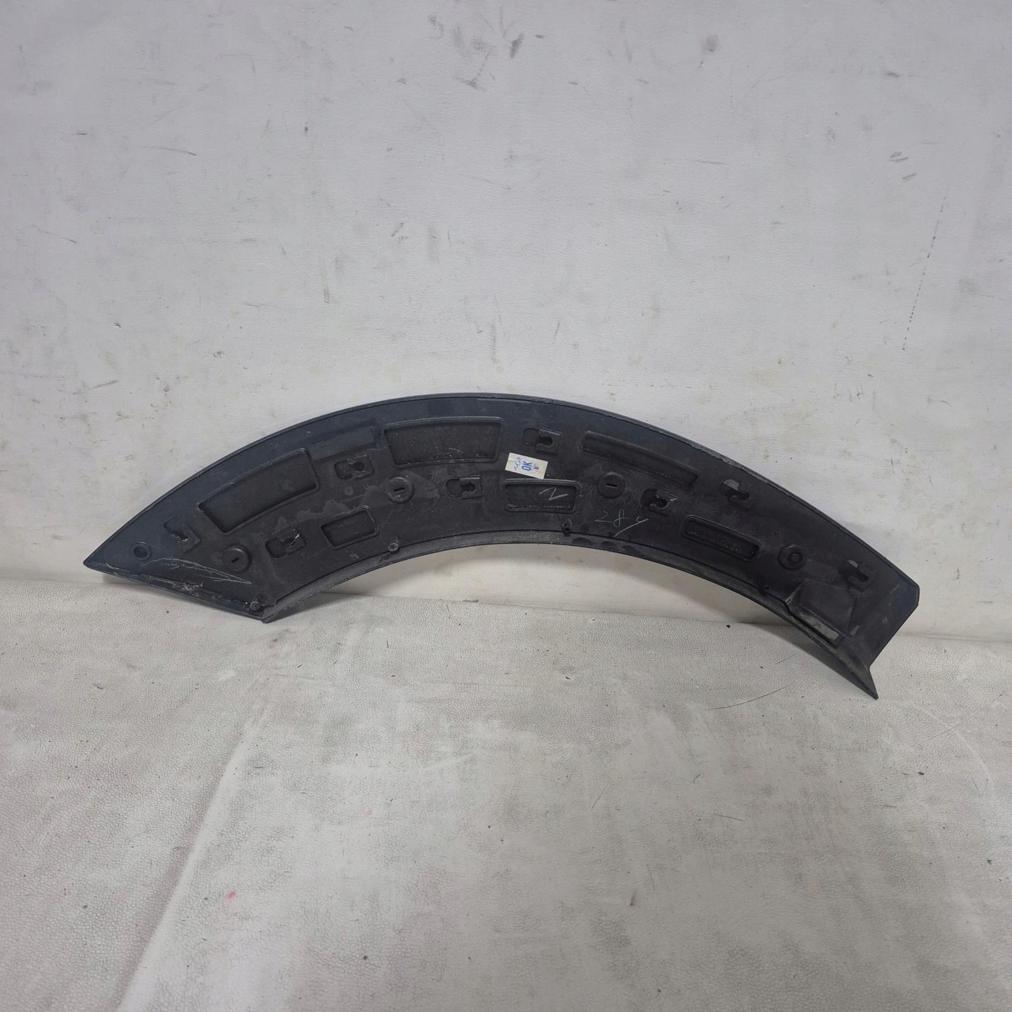 NISSAN ARIYA 22-> moulding cap left rear part