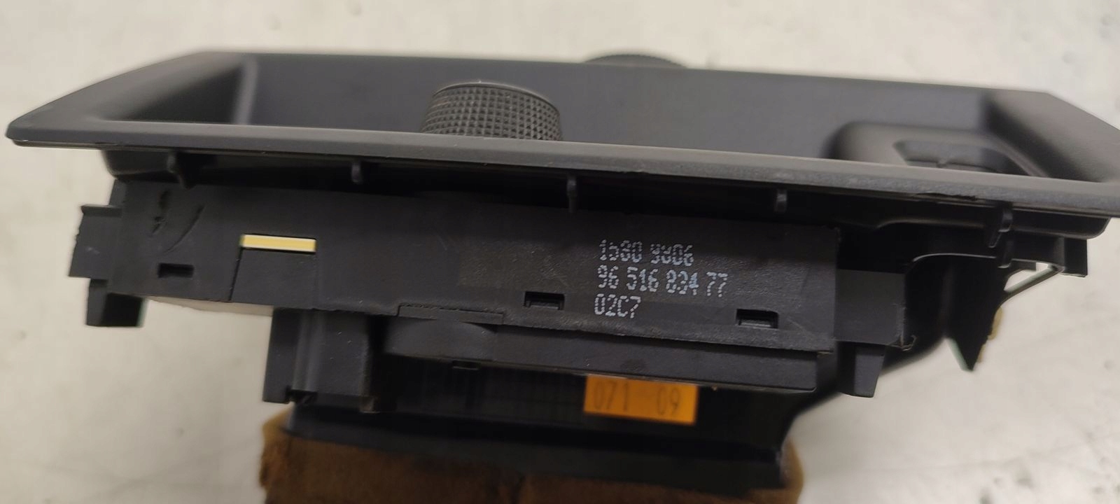 grid air conditioning devices left switch HEADUP Citroen C6 2,7 HDI