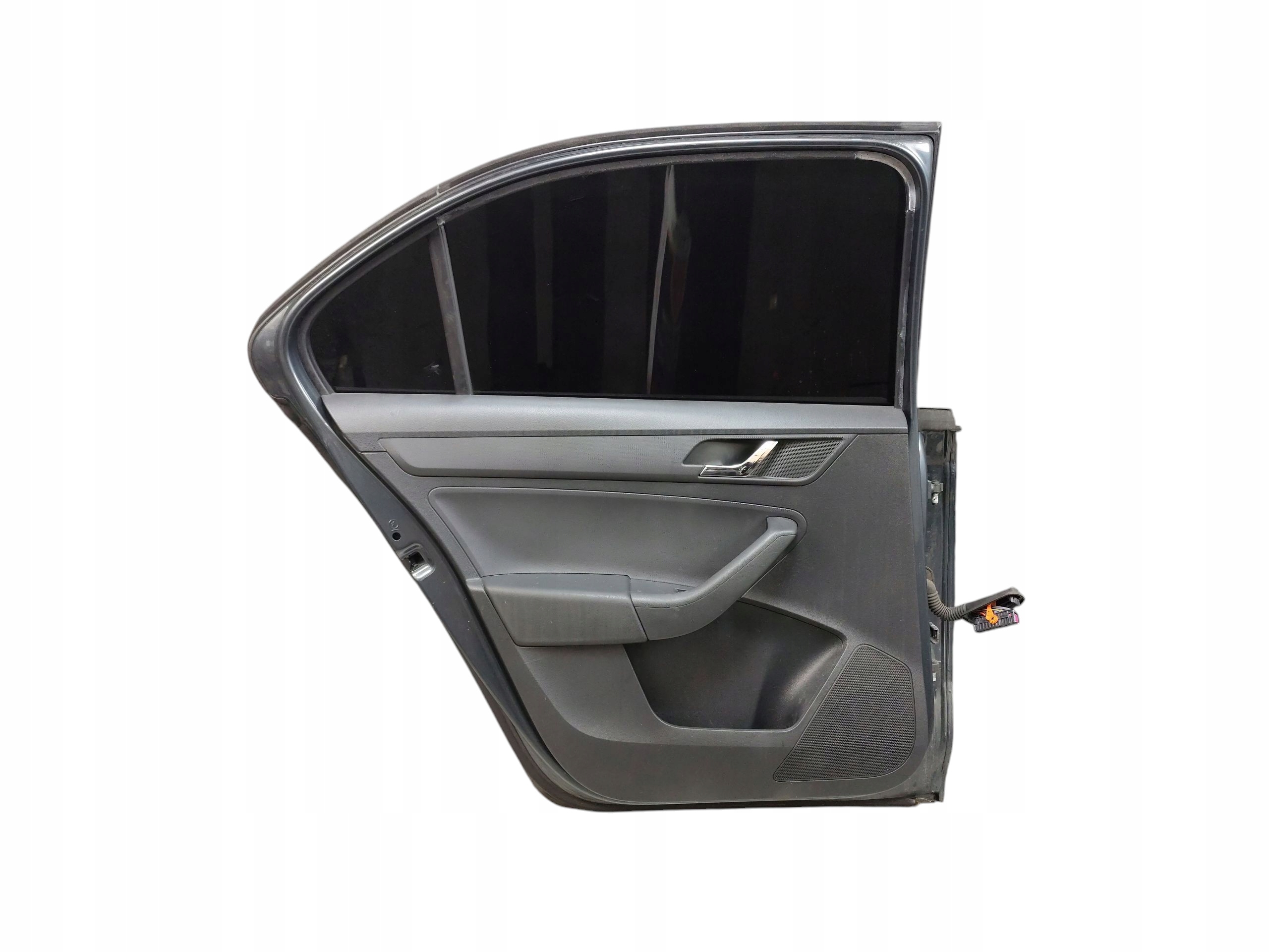Tür links heck SKODA RAPID LIFTBACK LAK: LF7Y (12-17)