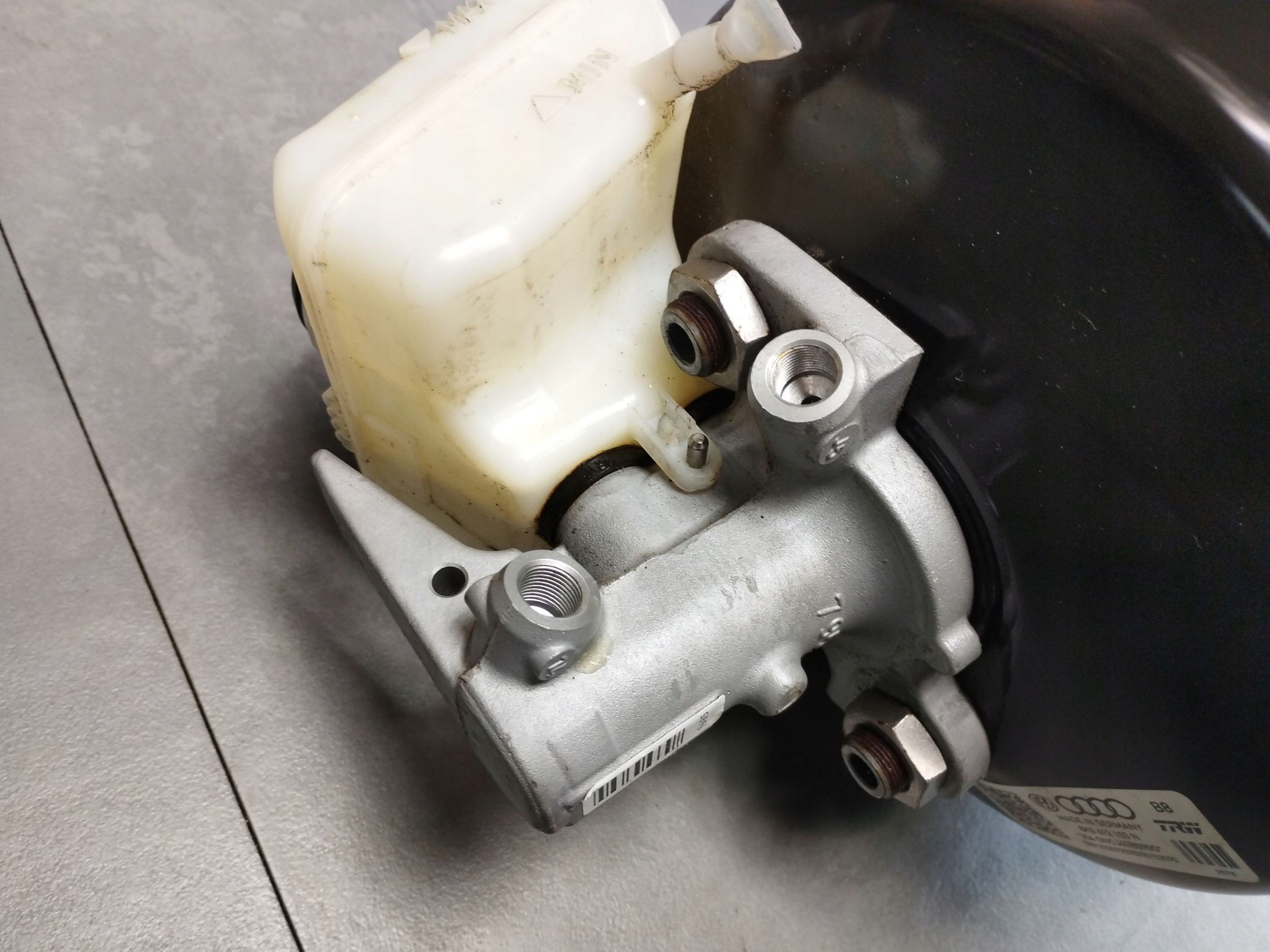 Audi A5 Sportback 8TA servo Servofreno 8K0612103N