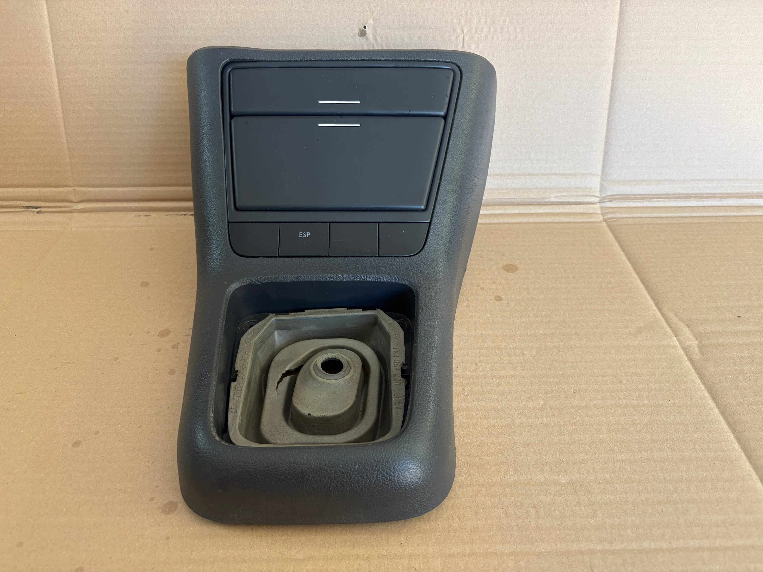 VW GOLF plus TUNEL central PANEL passenger compartment 5M1857961C