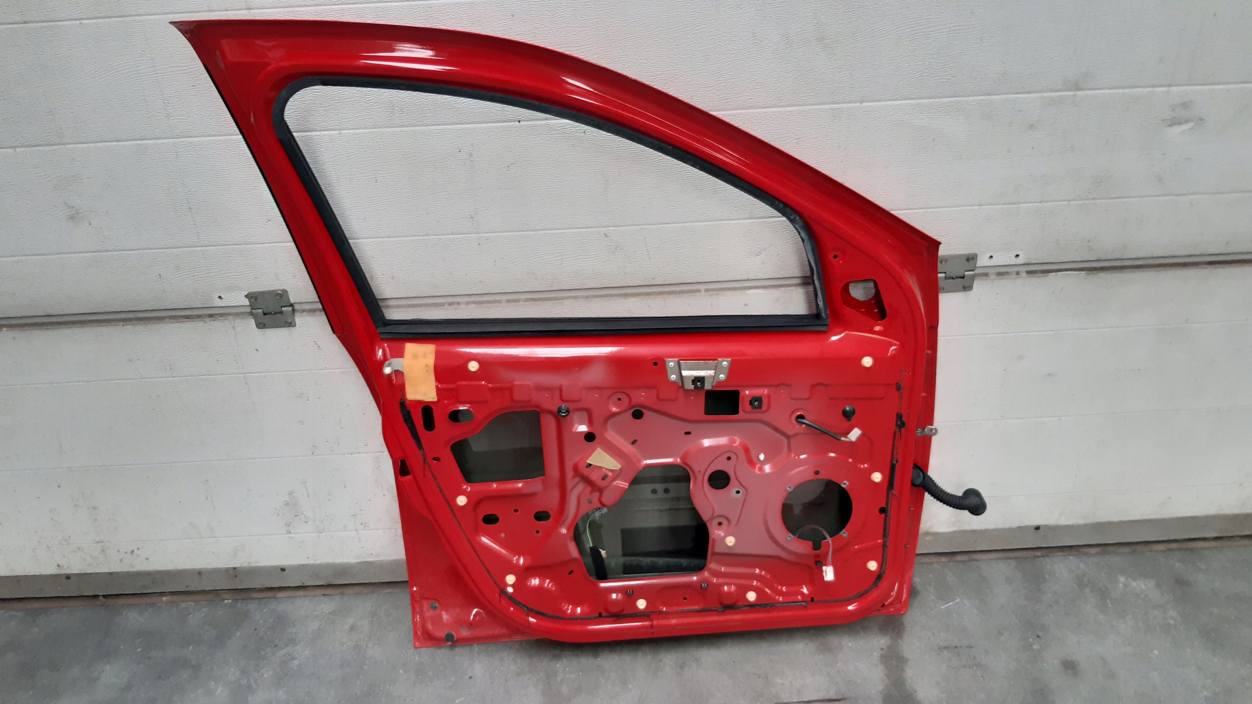 door left front OV21D Dacia Sandero
