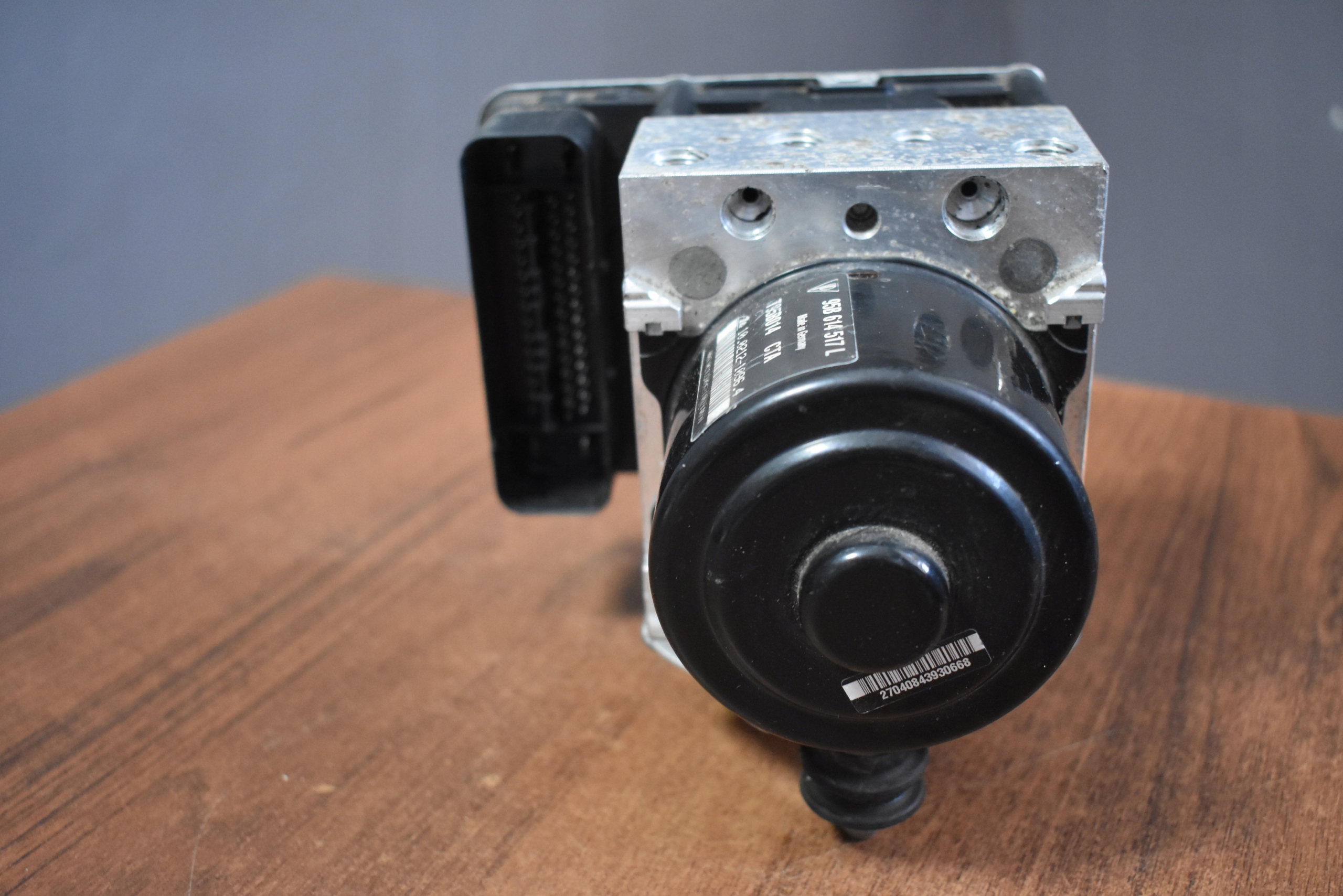 IDEALNY control unit pump ABS PORSCHE MACAN 1