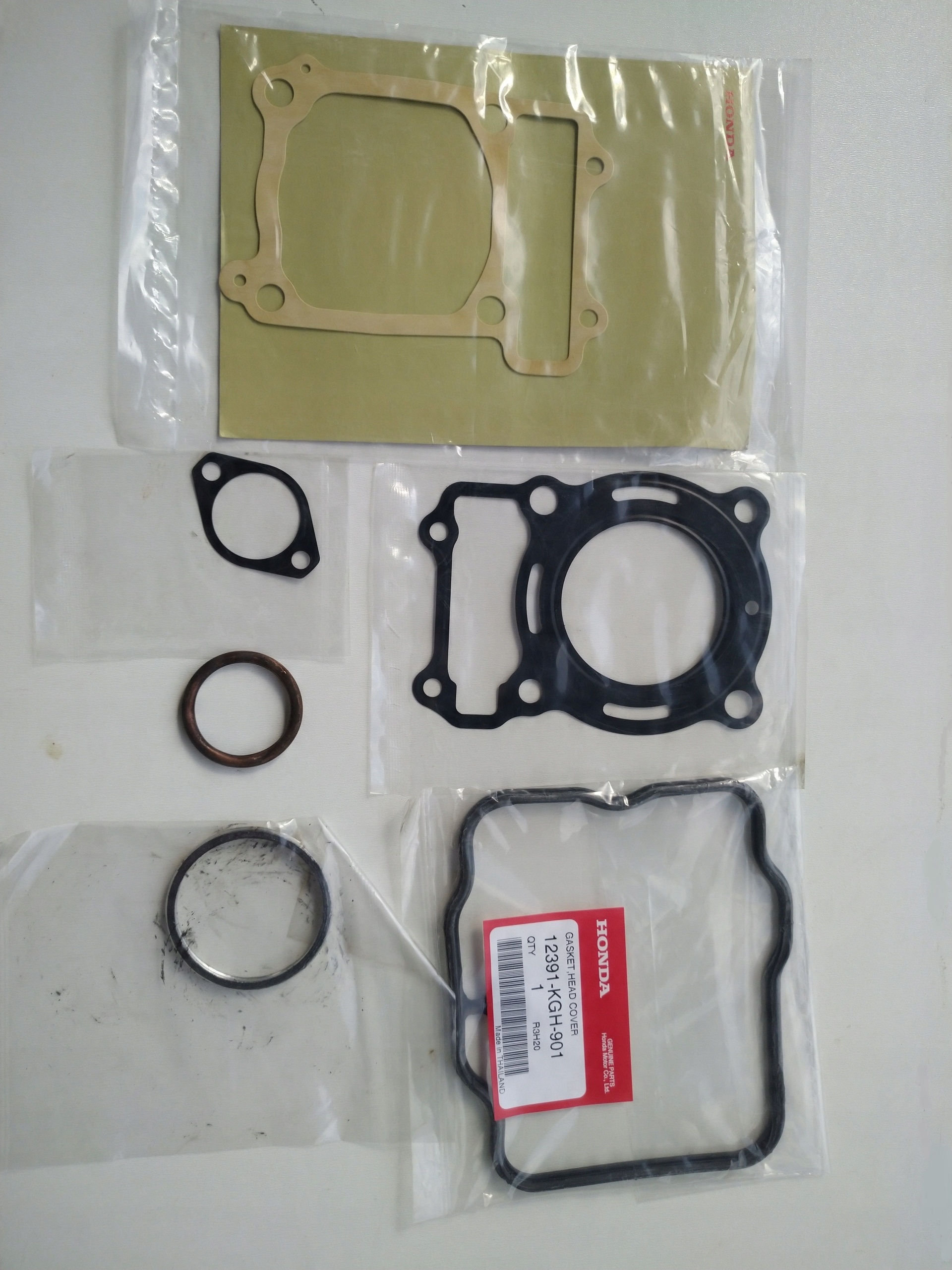 

Honda Cbr 125 kpl uszczelek cylinder głowica