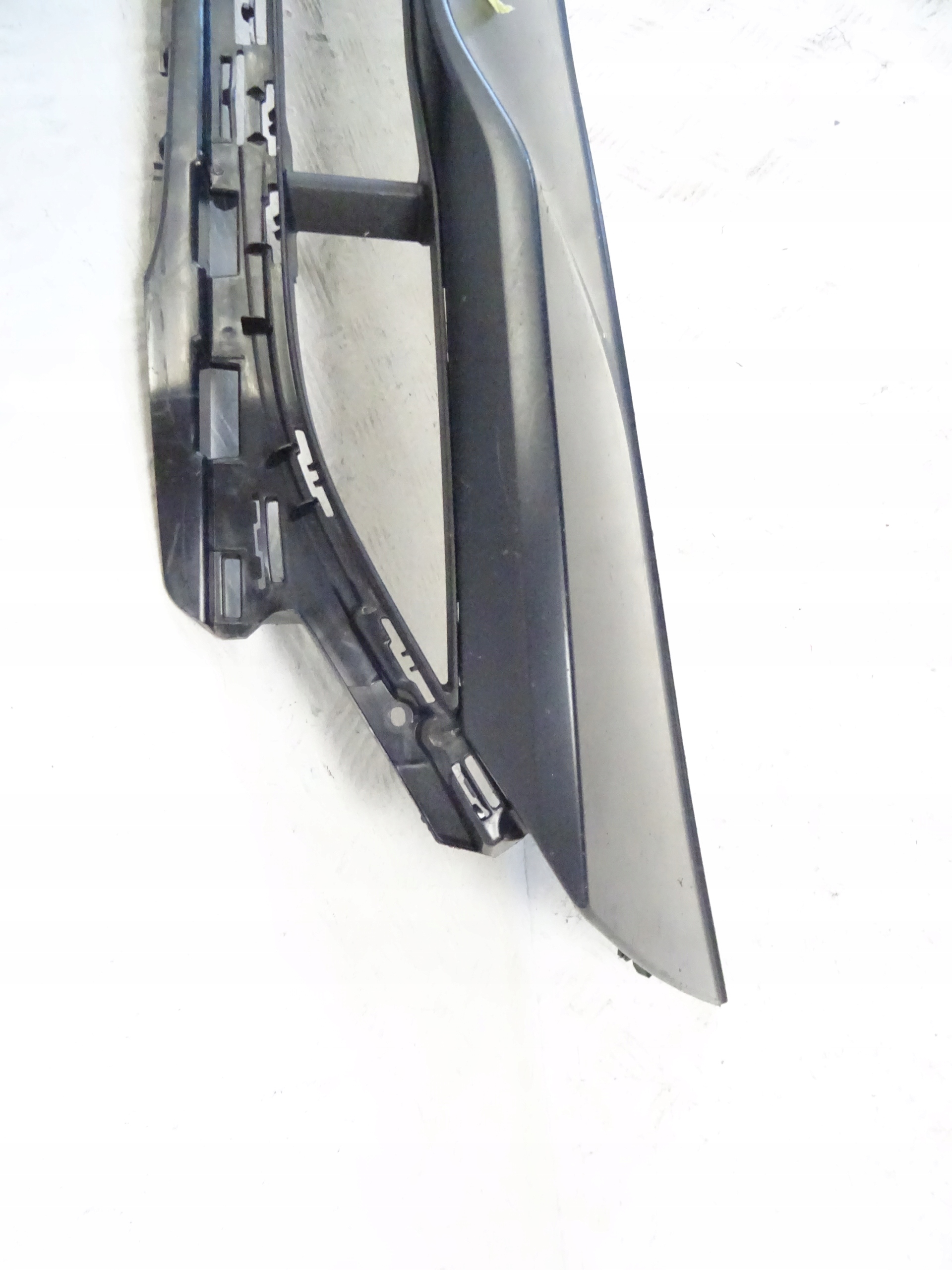 spoiler accessories of a bumper front front AUDI Q7 II 4M0807733H