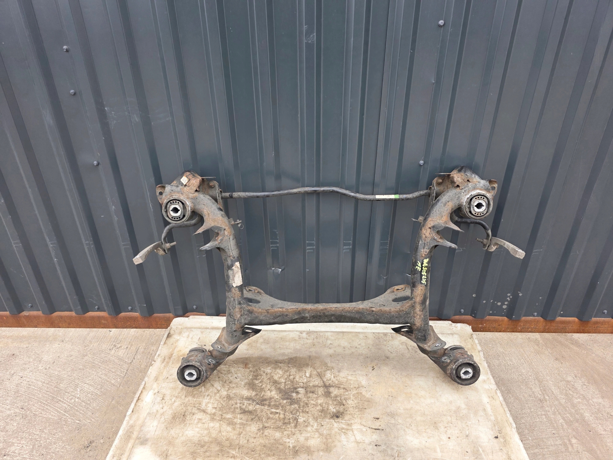 axle beam subframe rear part AUDI A4 B9 A5 8W 8W0505235AE original PROSTE !!!
