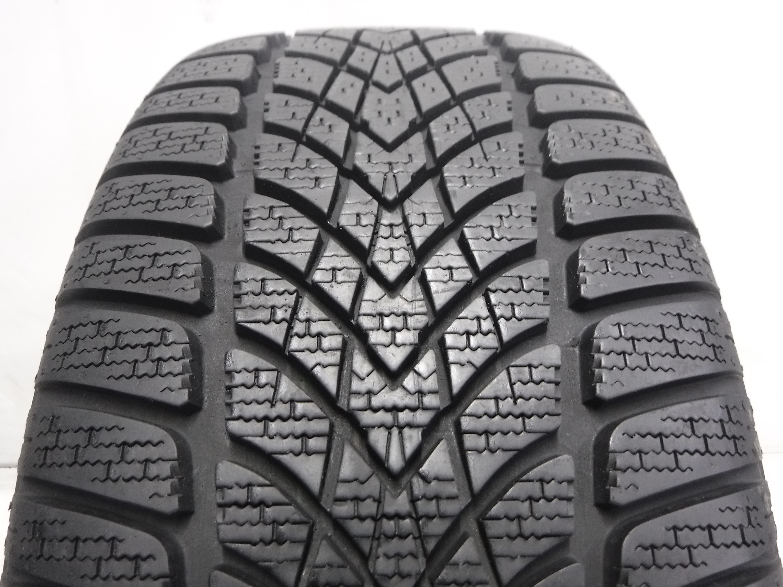 OPONA 235/45/17 94H DUNLOP SP WINTER SPORT 4D MO Sezon zimowe
