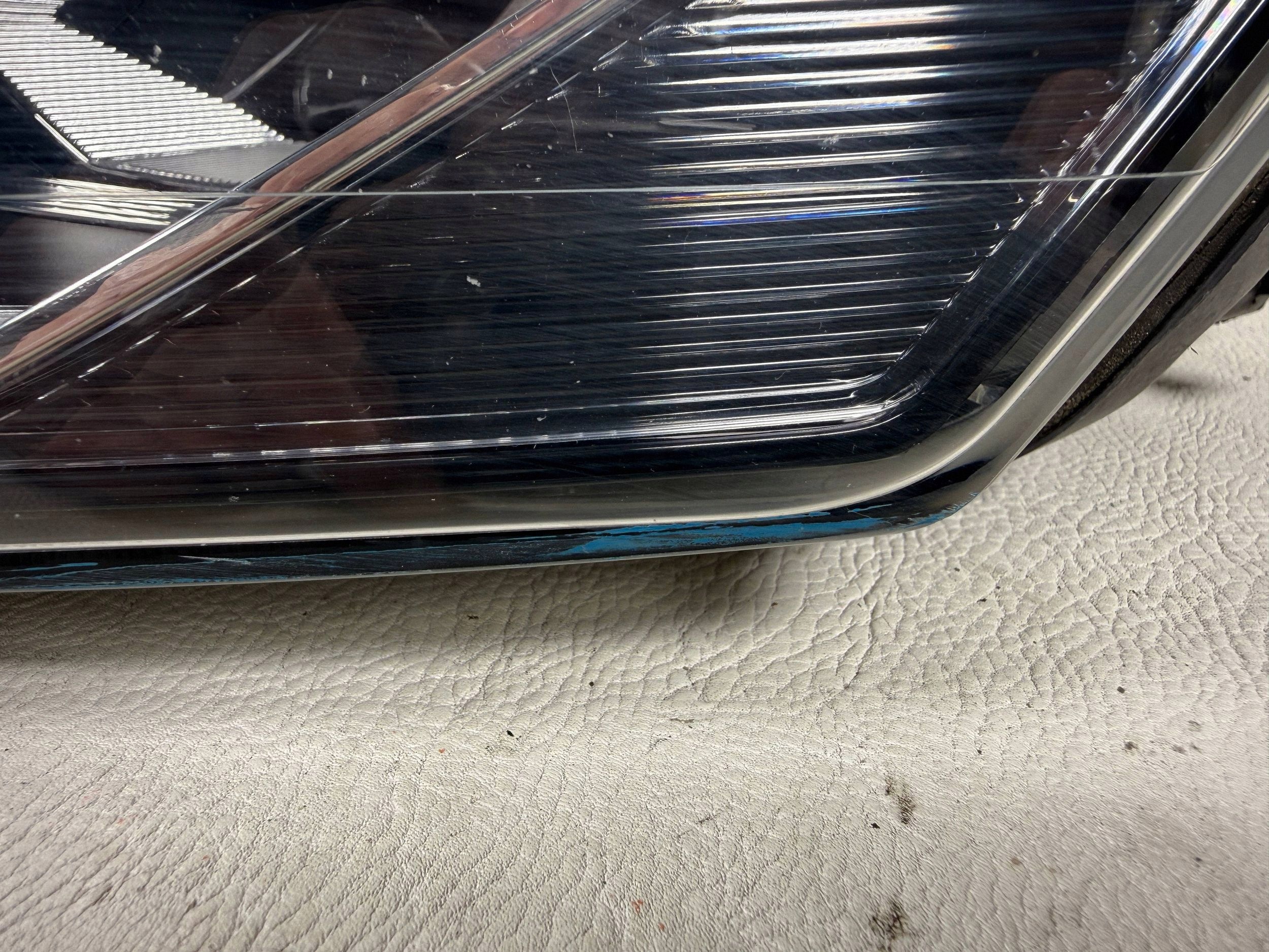 Vw Polo 6C Lift FL 14- light left front front