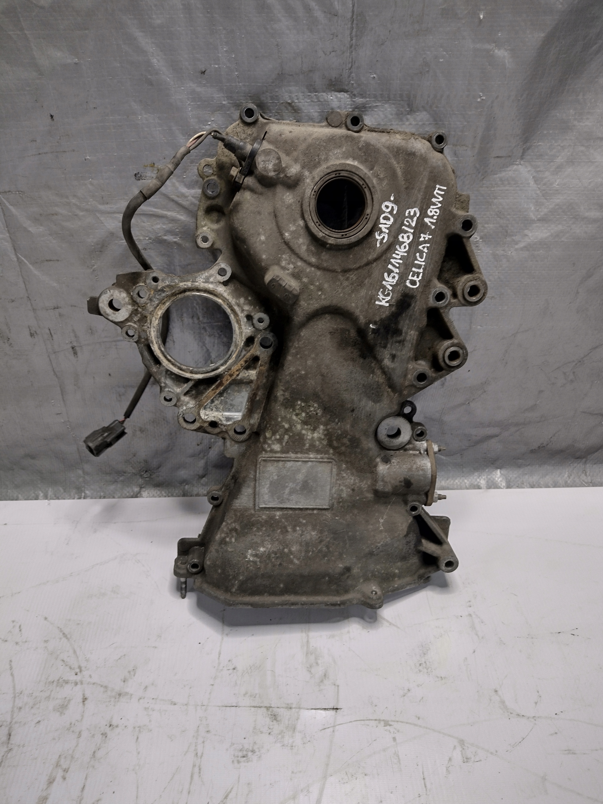 Couvercle carter distribution Toyota Celica 1,8VVTI