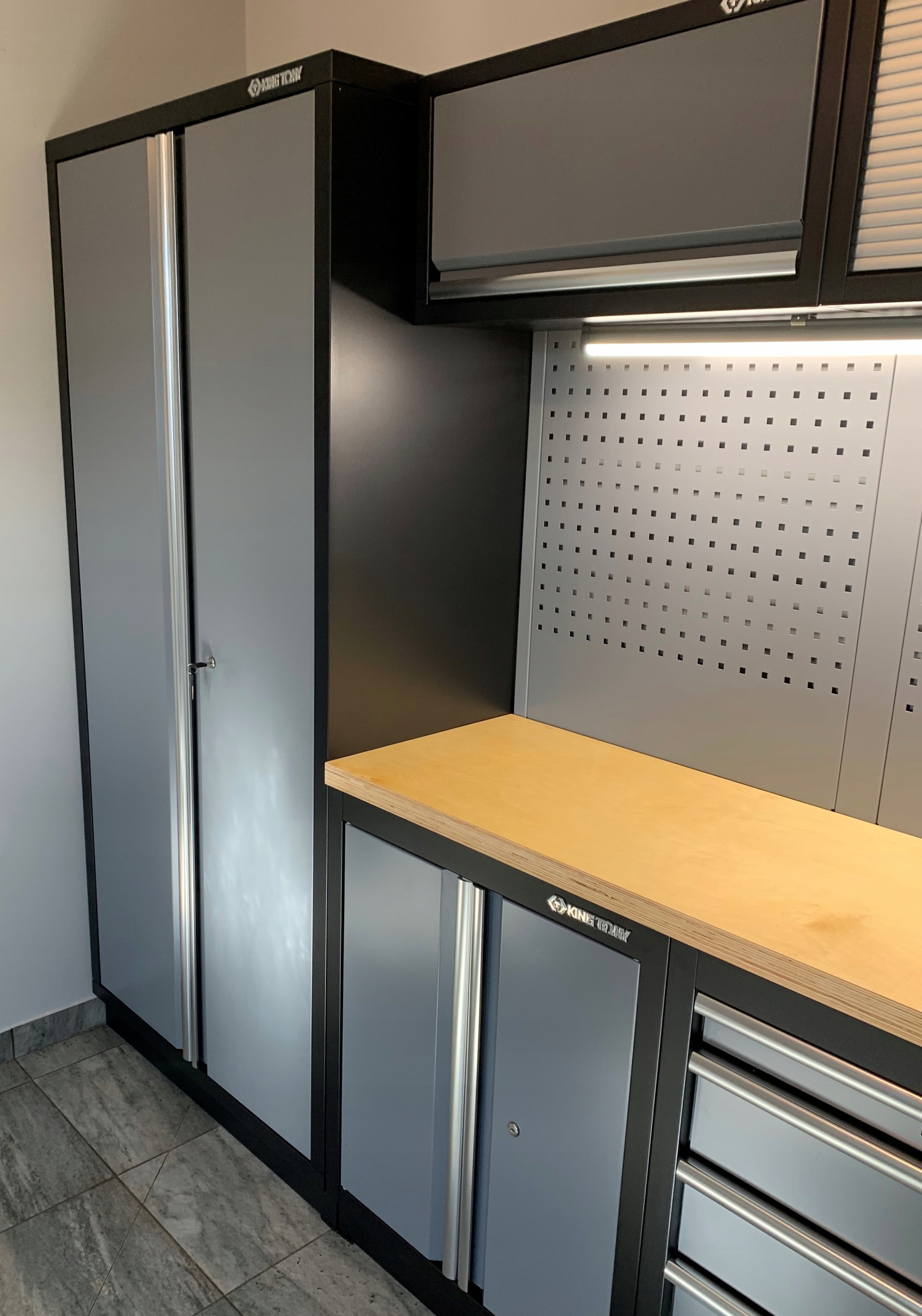 F6cda2814db9af4340bdb9630cc8