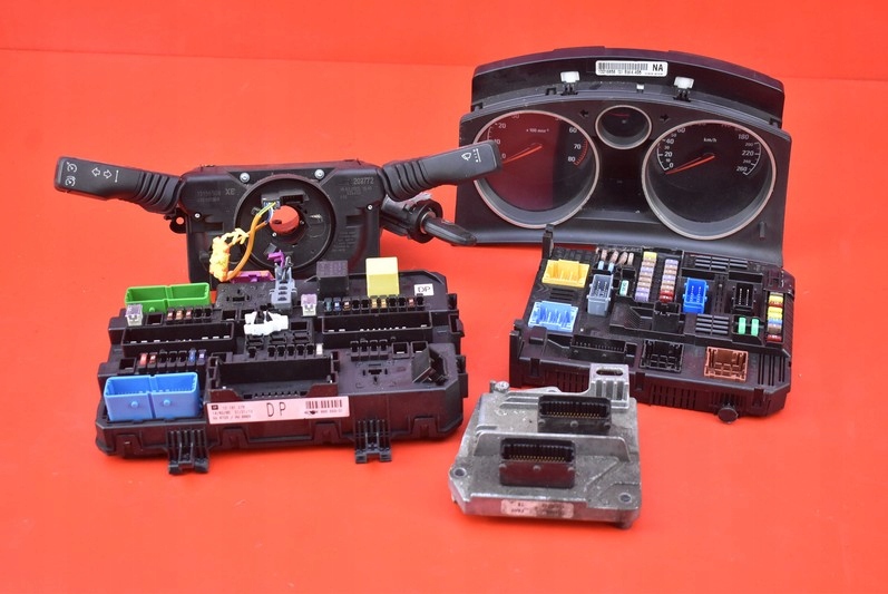 ІММО КОМП'ЮТЕР 12230740 OPEL ASTRA 3 III H 1.6 16V