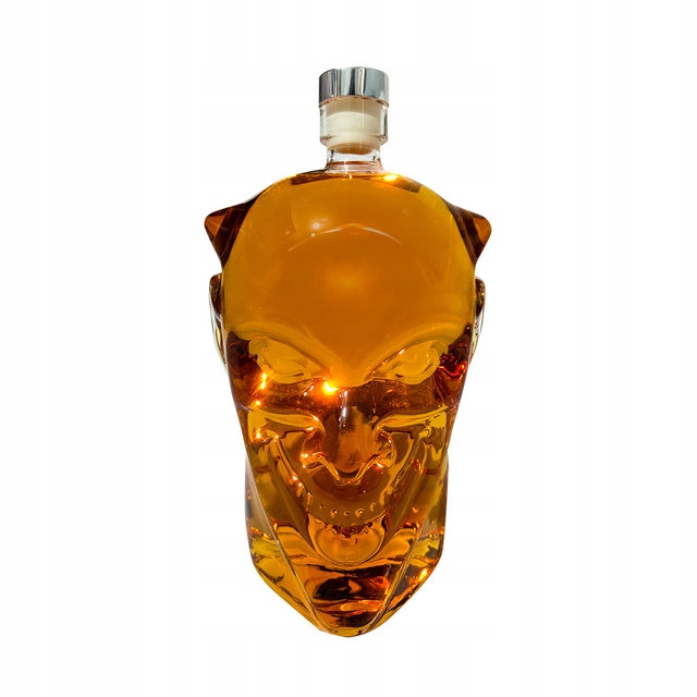 Karafa Ďábelská Šatanská Hlava na alkohol Trunek Whisky Skleněná 900 ml