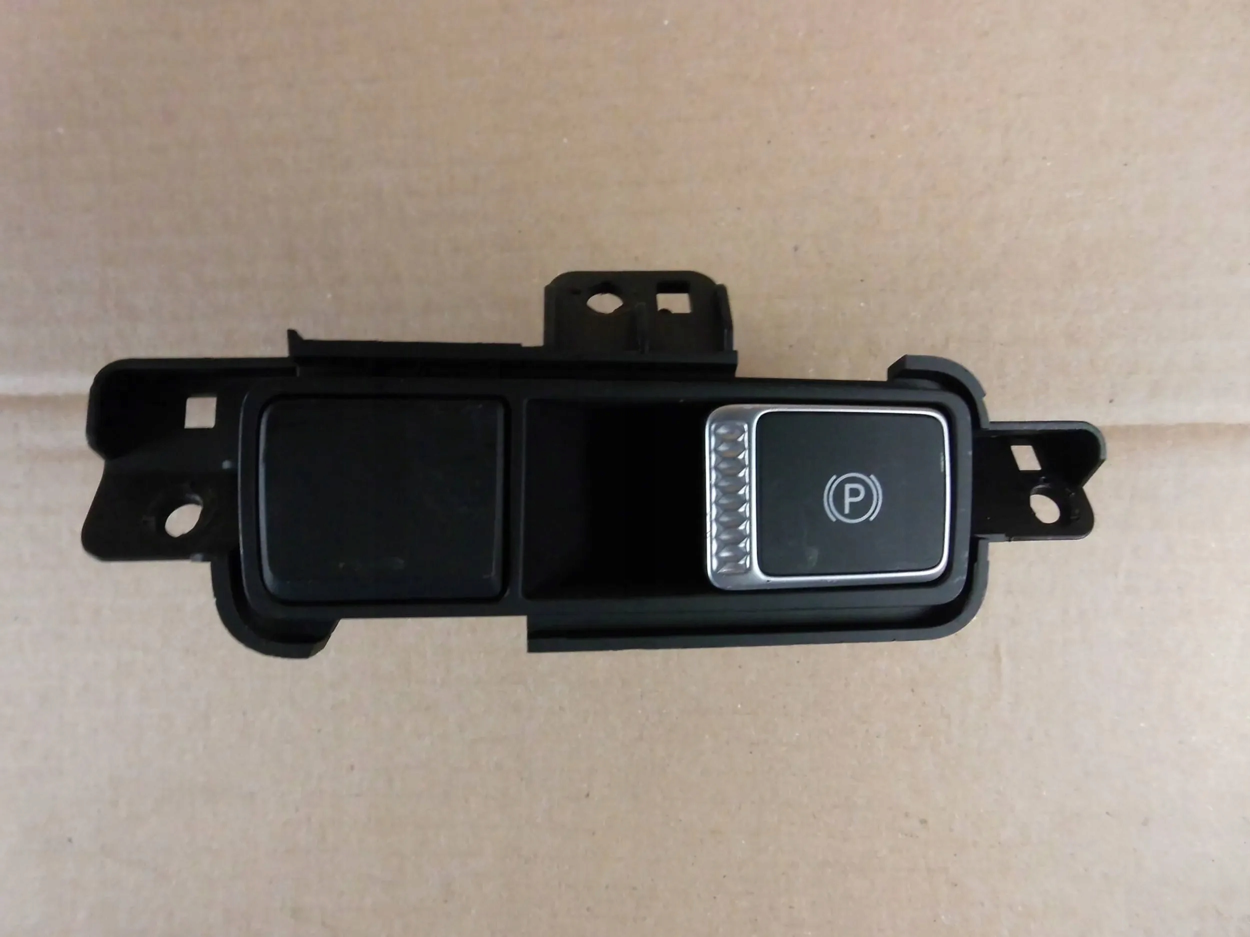 Hyundai Santa Fe switch switch electric brake 9376681000
