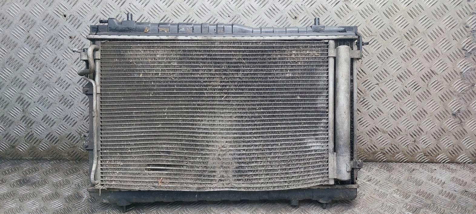 radiatore KOMPLET + VENTOLI KIA CERATO e 2.0 CRDI D4EA 112KM