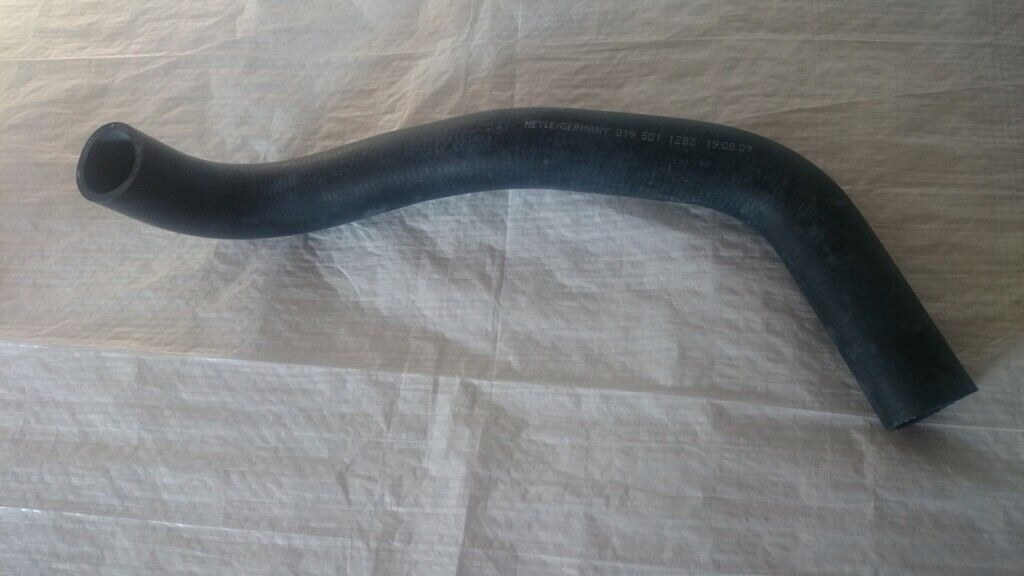 pipe radiator lower MERCEDES W123 2,0D 1235010482