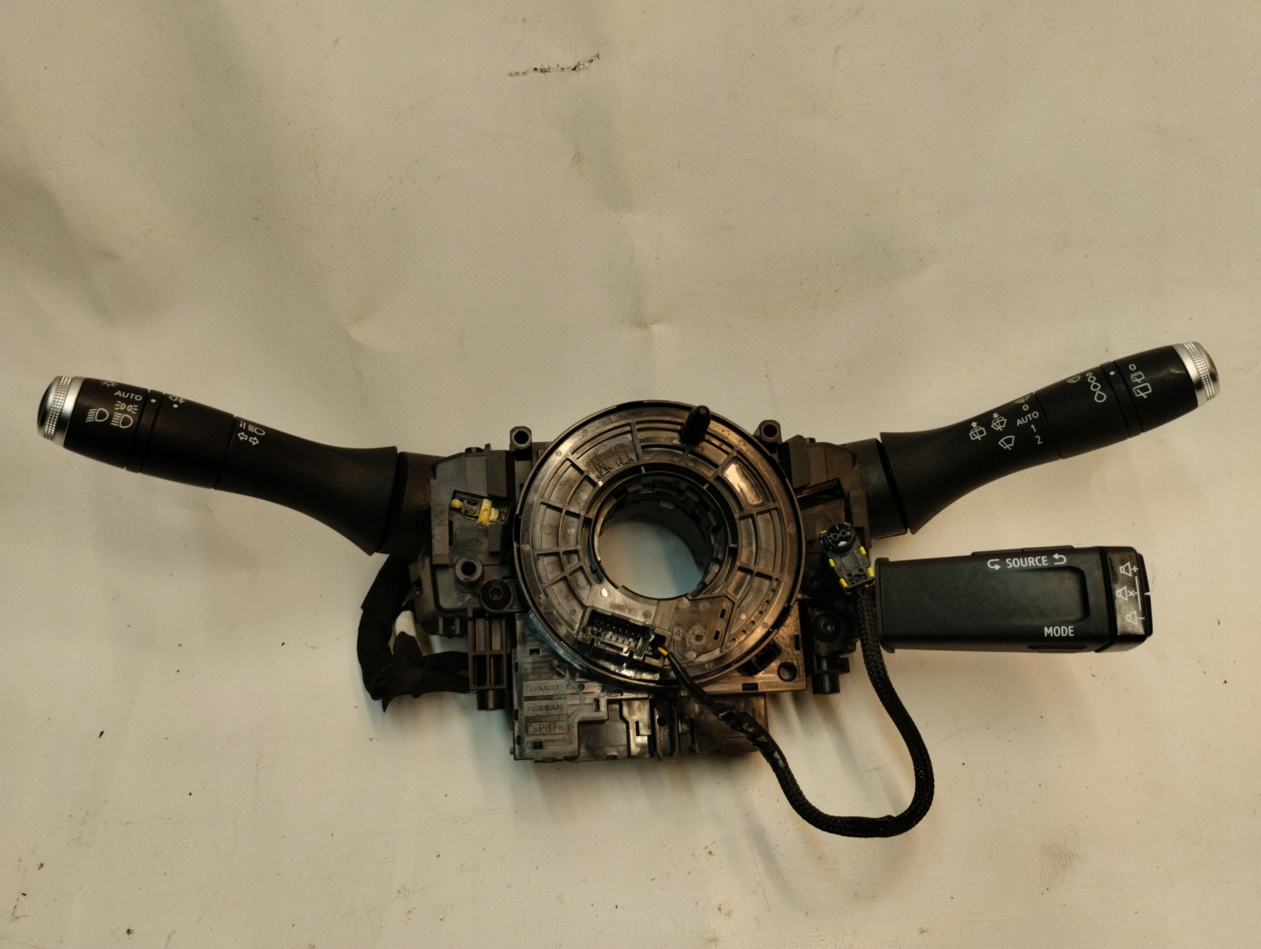 RENAULT CAPTUR II steering wheel levers and controls ring control