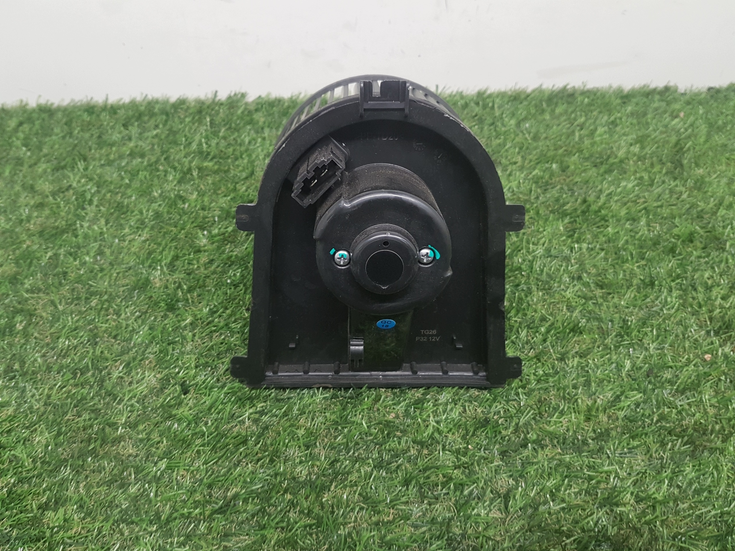 ventilátor klími VOLKSWAGEN GOLF 4