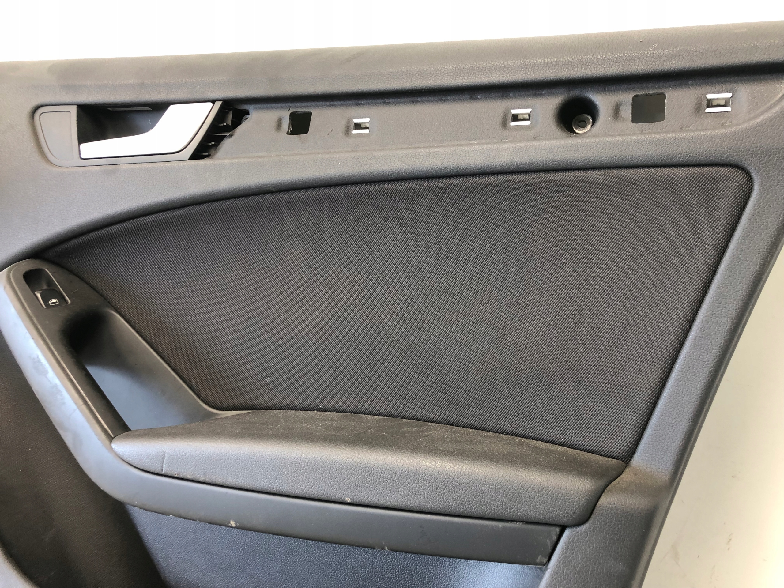 side door right front AUDI A4 B8 8K1867106