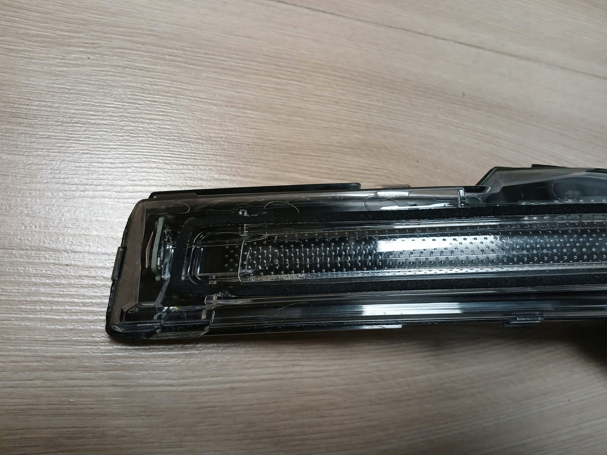 KIA EV9 indicator LED of left mirrors OE