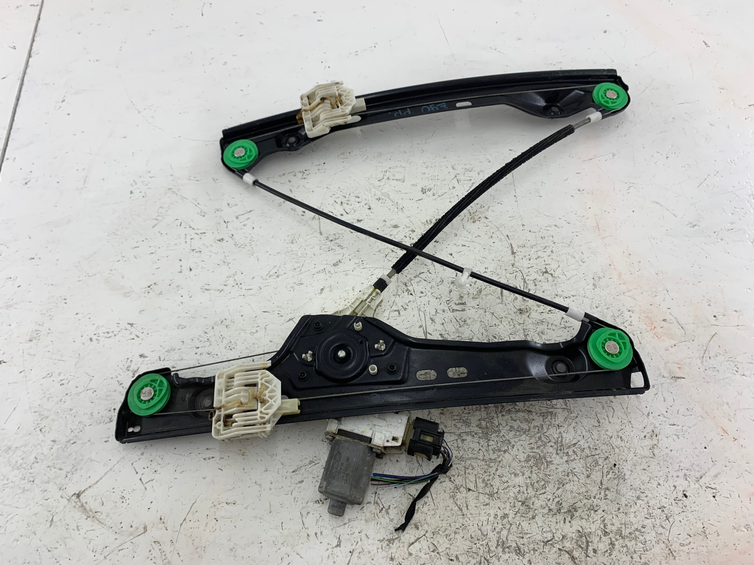 BMW E90 window regulator right front