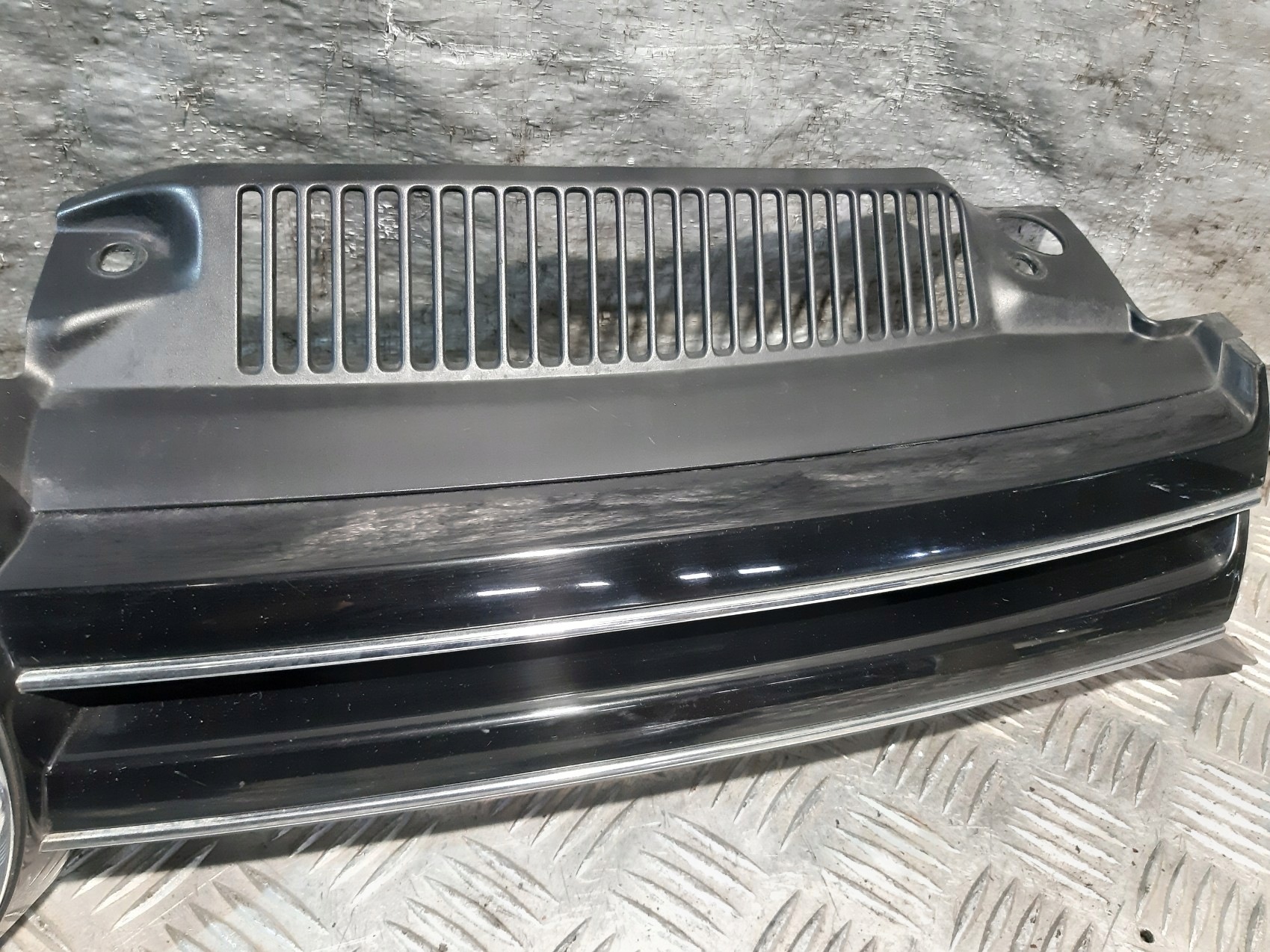 grille radiator grill VW GOLF 6 VI 1K9853651A