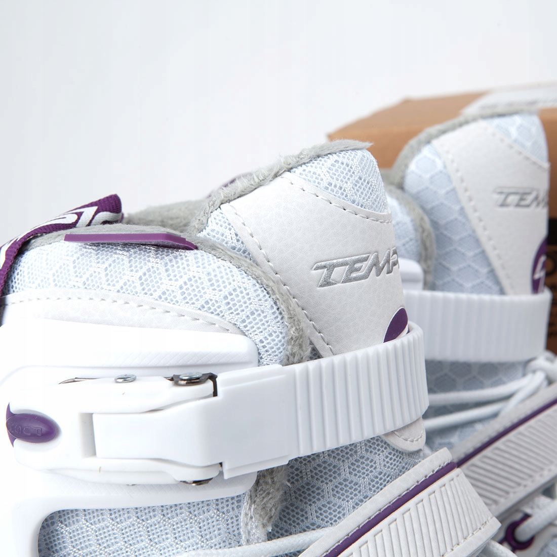 Łyżwy hokejowe TEMPISH Crox.X Lady białe 39 Model Crox.X Lady