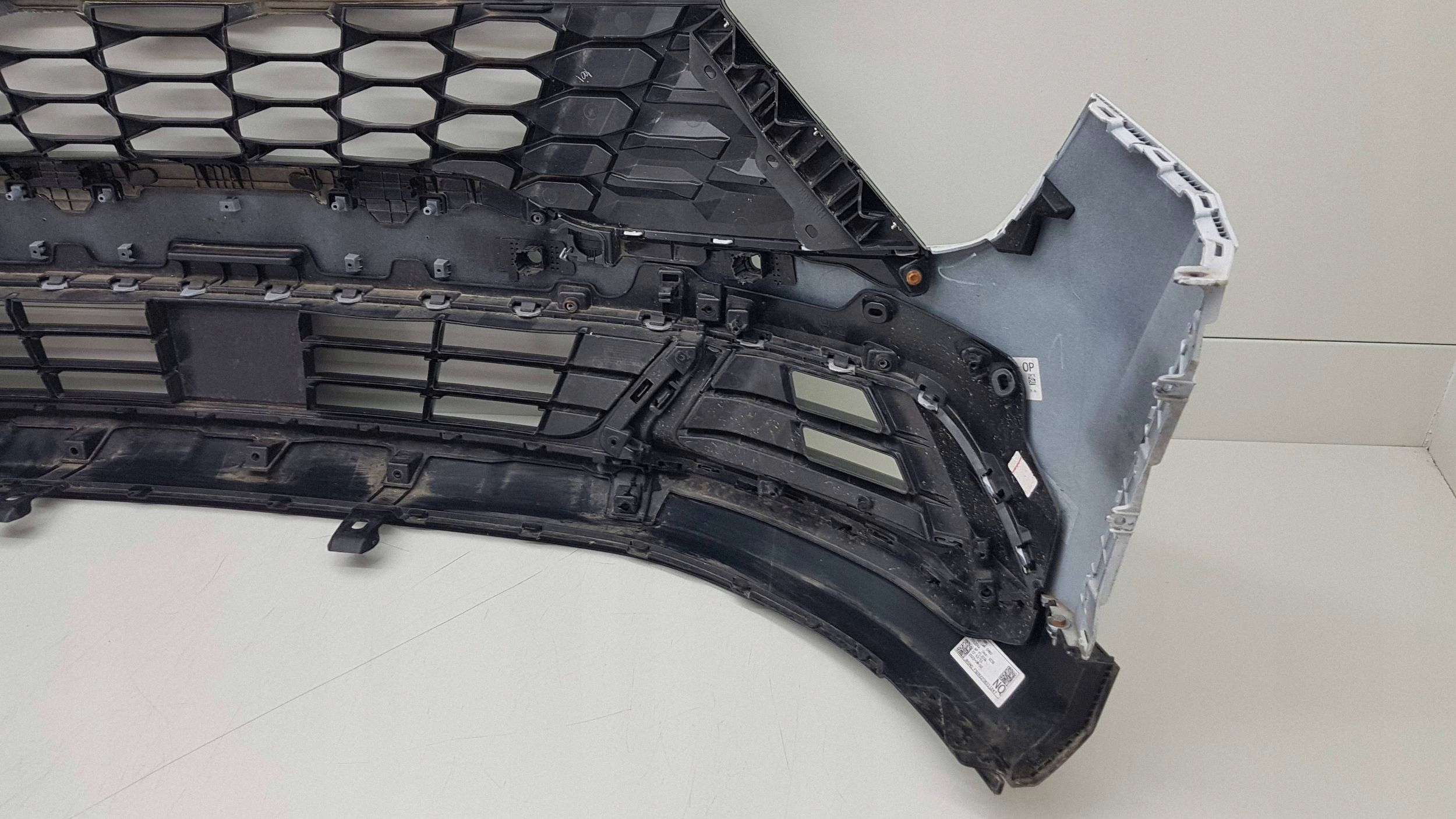 KIA SPORTAGE 5 V 2021 - bumper front 86511-R2000