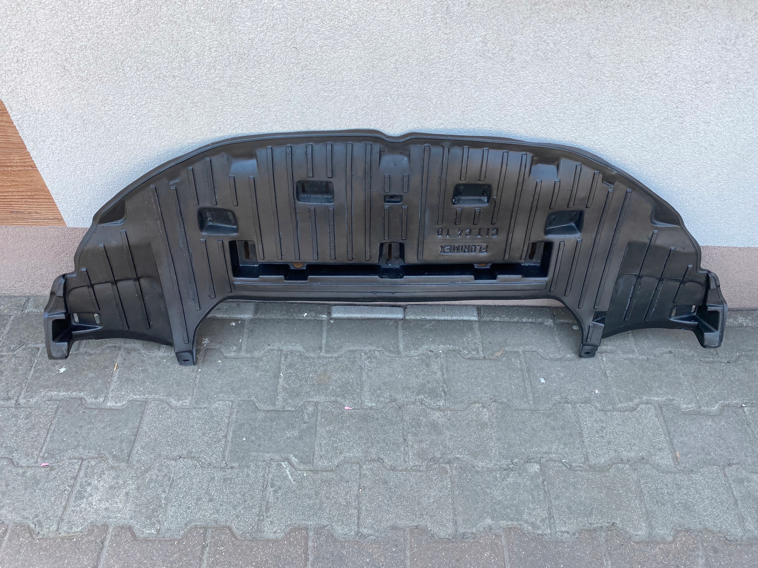 CITROEN C4 II 2010 -podłoga osłona zderzaka