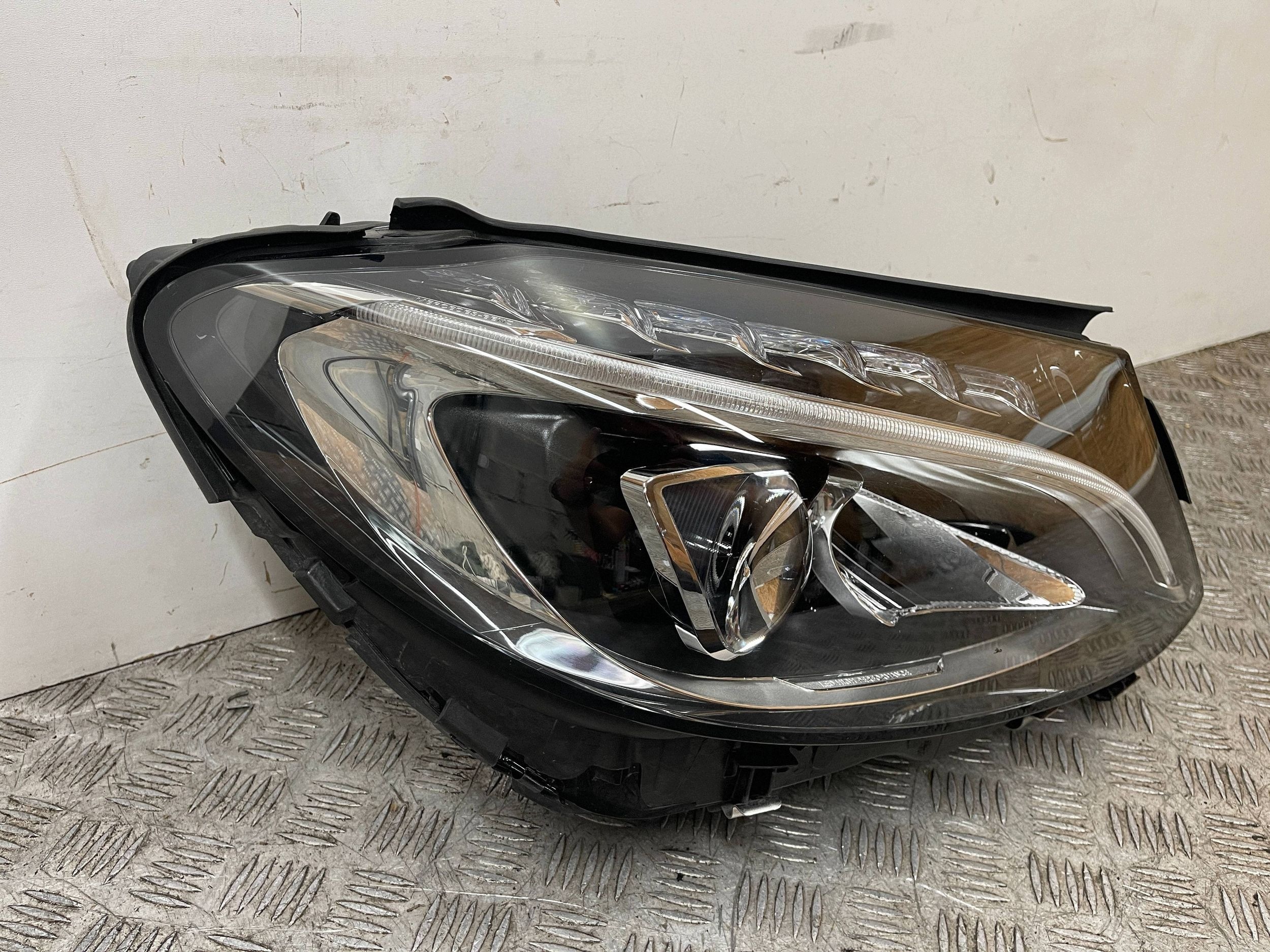 REFLEKTOR light FULL LED PERFORMANCE right MERCEDES-BENZ C W205 A2059067403