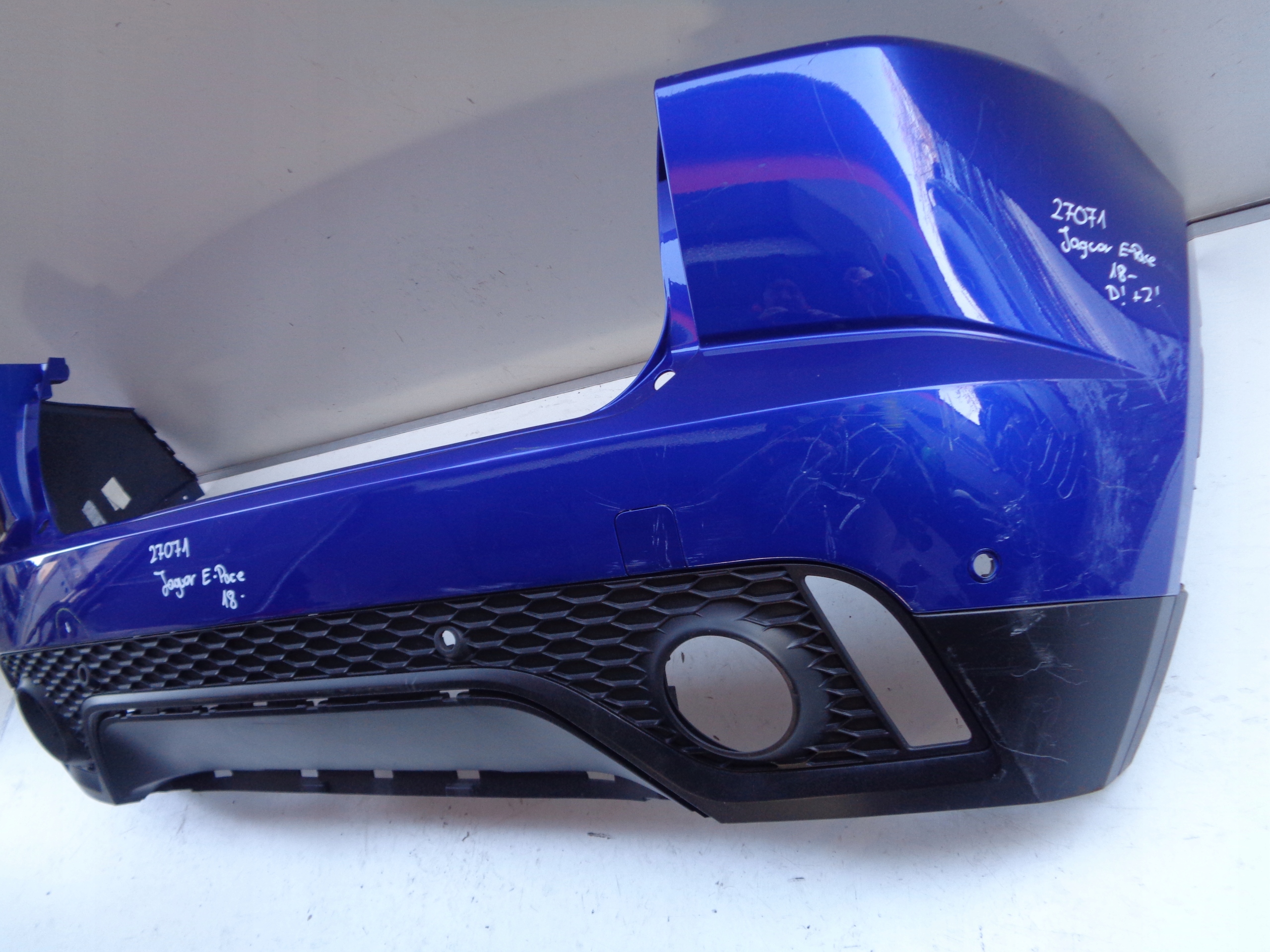 bumper rear JAGUAR E-PACE 18- NR 27071