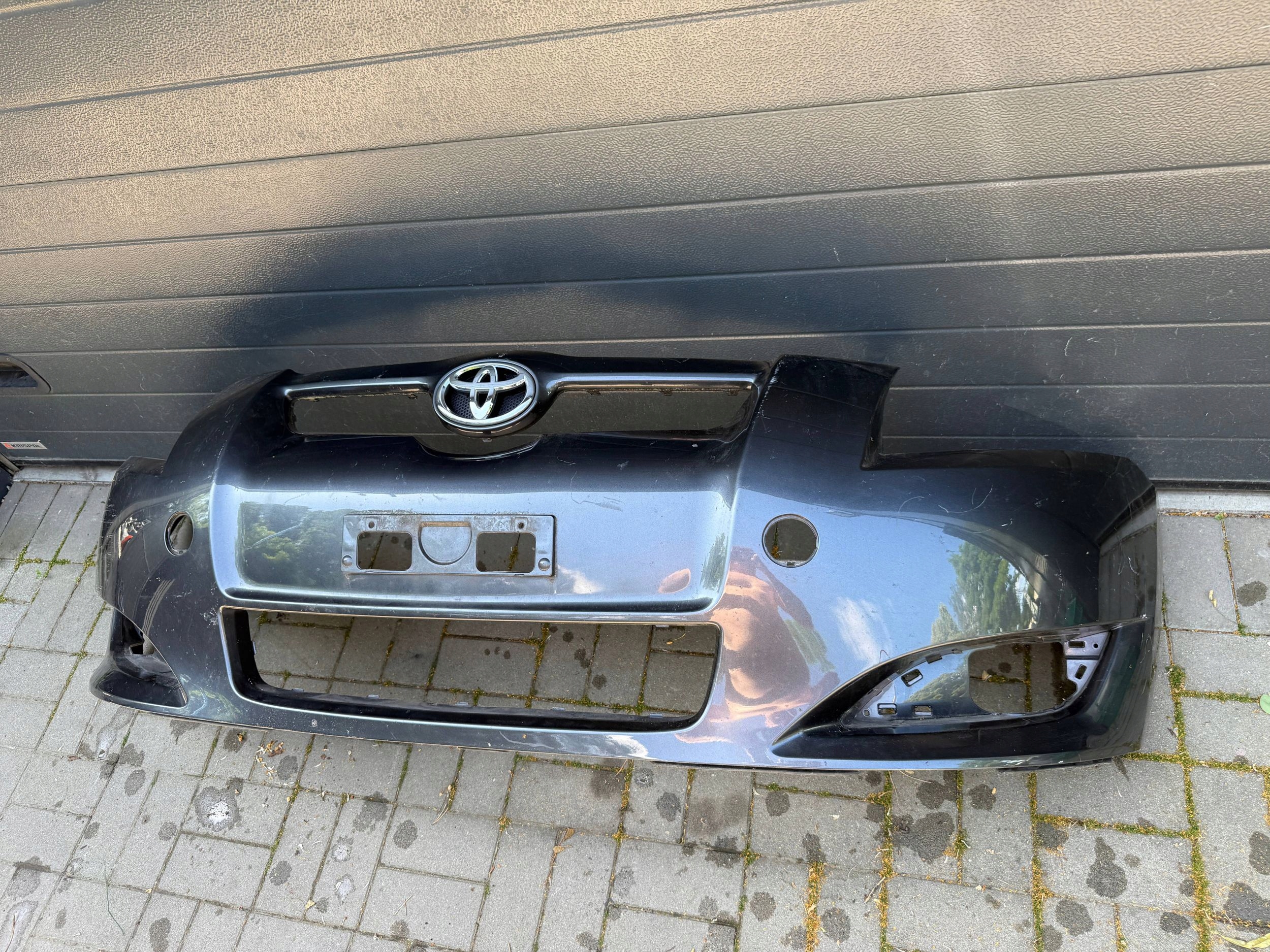 Toyota Auris 150 2010 Z vorne Frontstoßstange