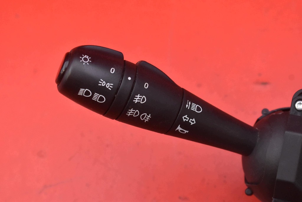 commande levier commodo sous volant PAJAK 681722712R DACIA SANDERO 2 II 5D HB 13-16
