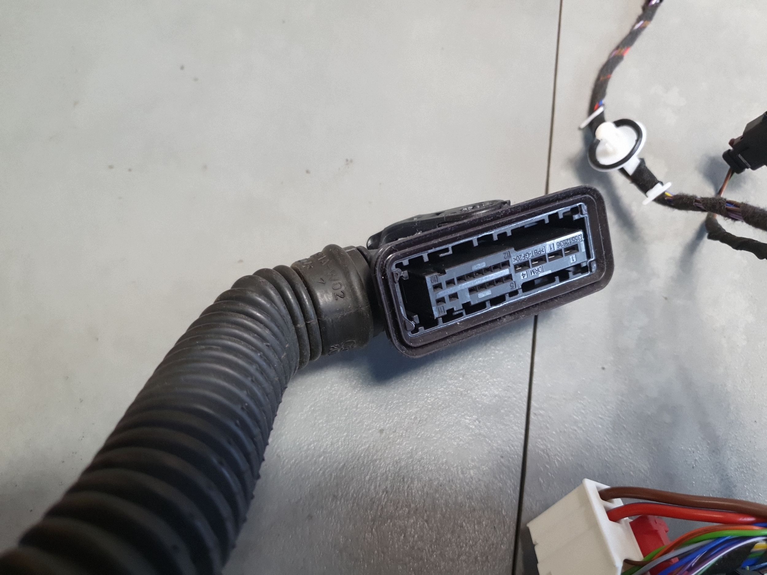 Audi SQ6 e-tron bundle door rear left rear part 85H971687AT