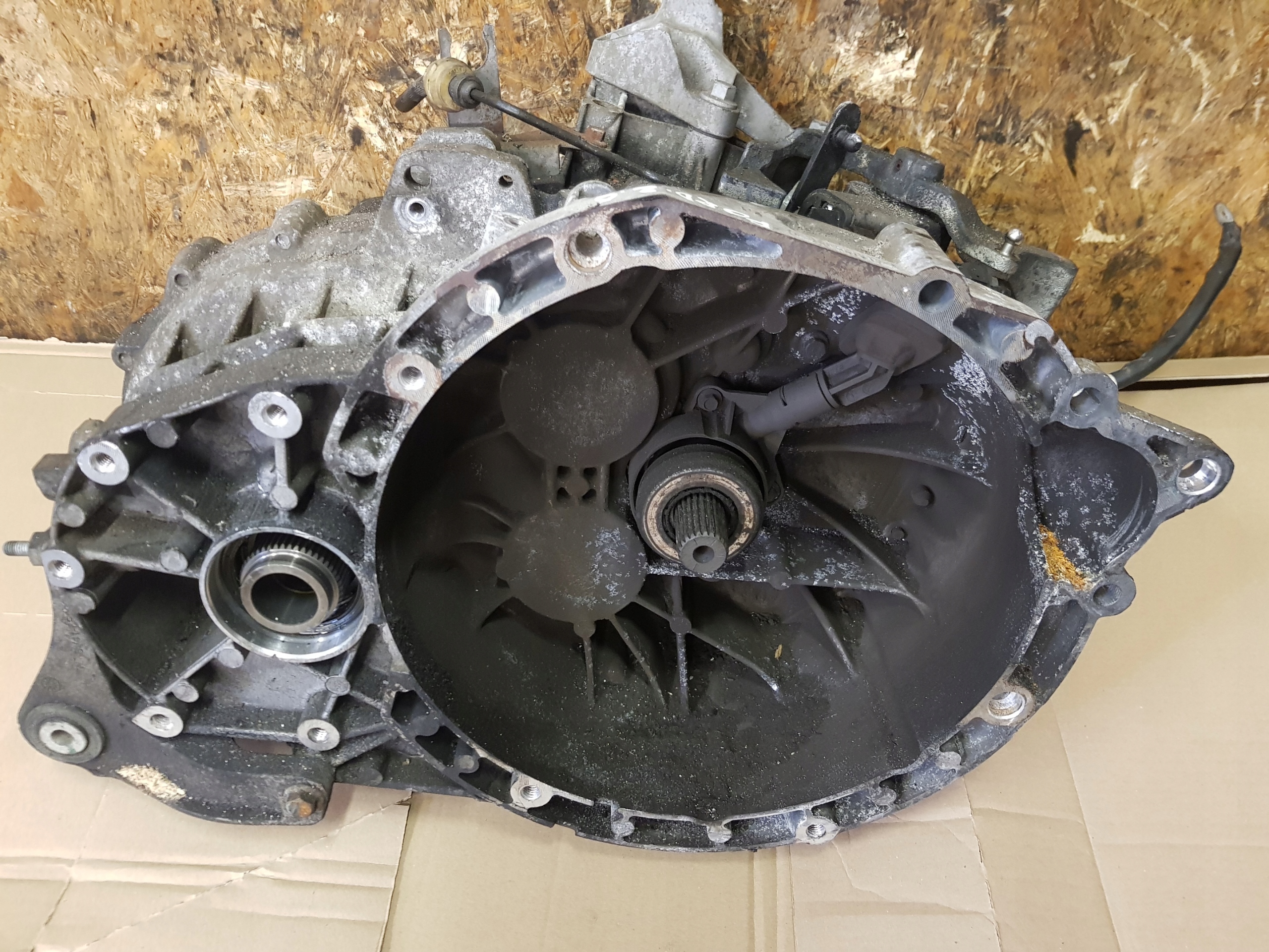 FORD KUGA MK1 MK2 2.0 TDCI TXDA Getriebe AV4R7002BC