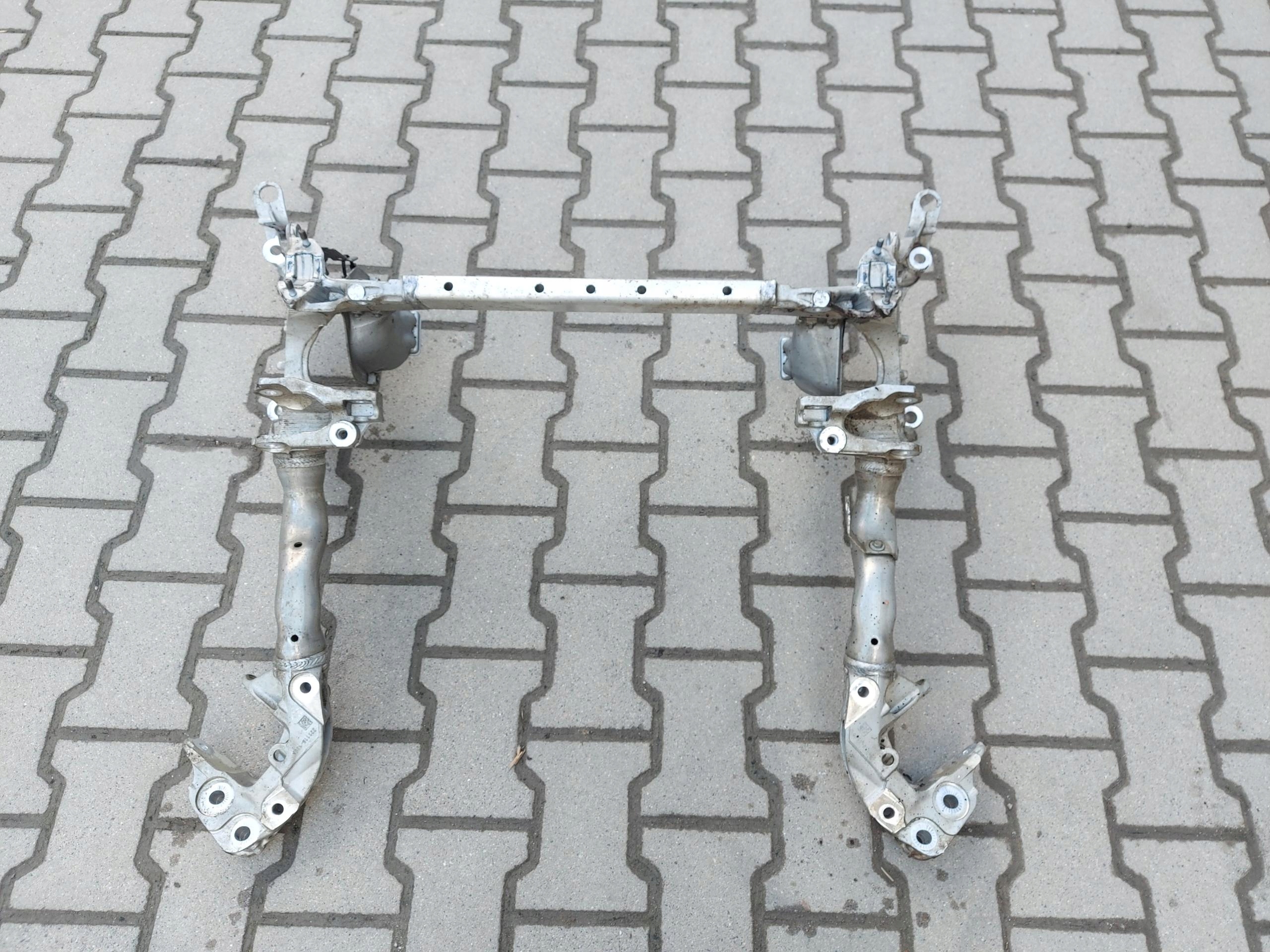 Porsche Macan Turbo axle beam subframe suspension beam front 8r0399315