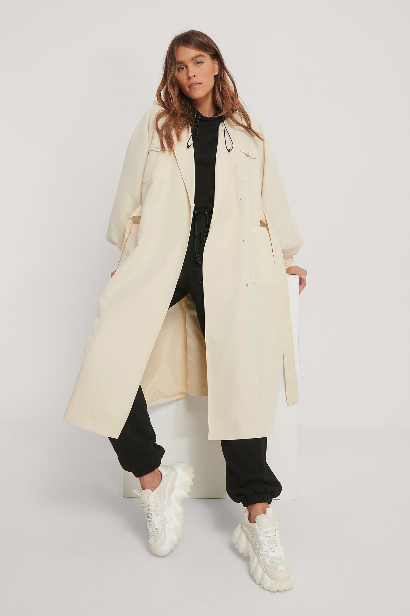 NA-KD ECRUE PŁASZCZ MIDI Z PASKIEM 36 Rozmiar 36