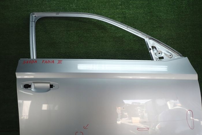 SKODA FABIA III door right front front