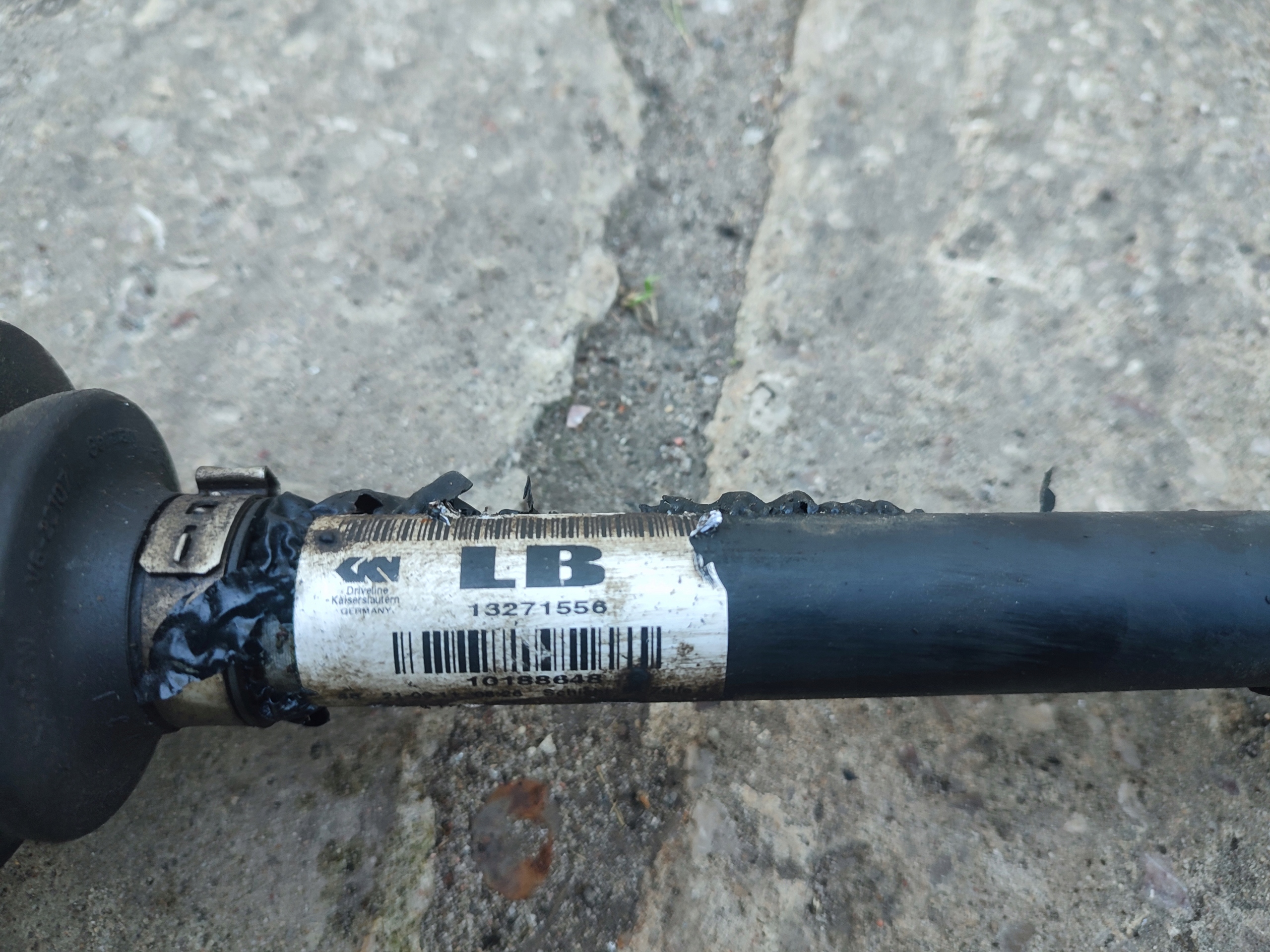 OPEL ASTRA J semi-axis right long LB 1.4T 13271556